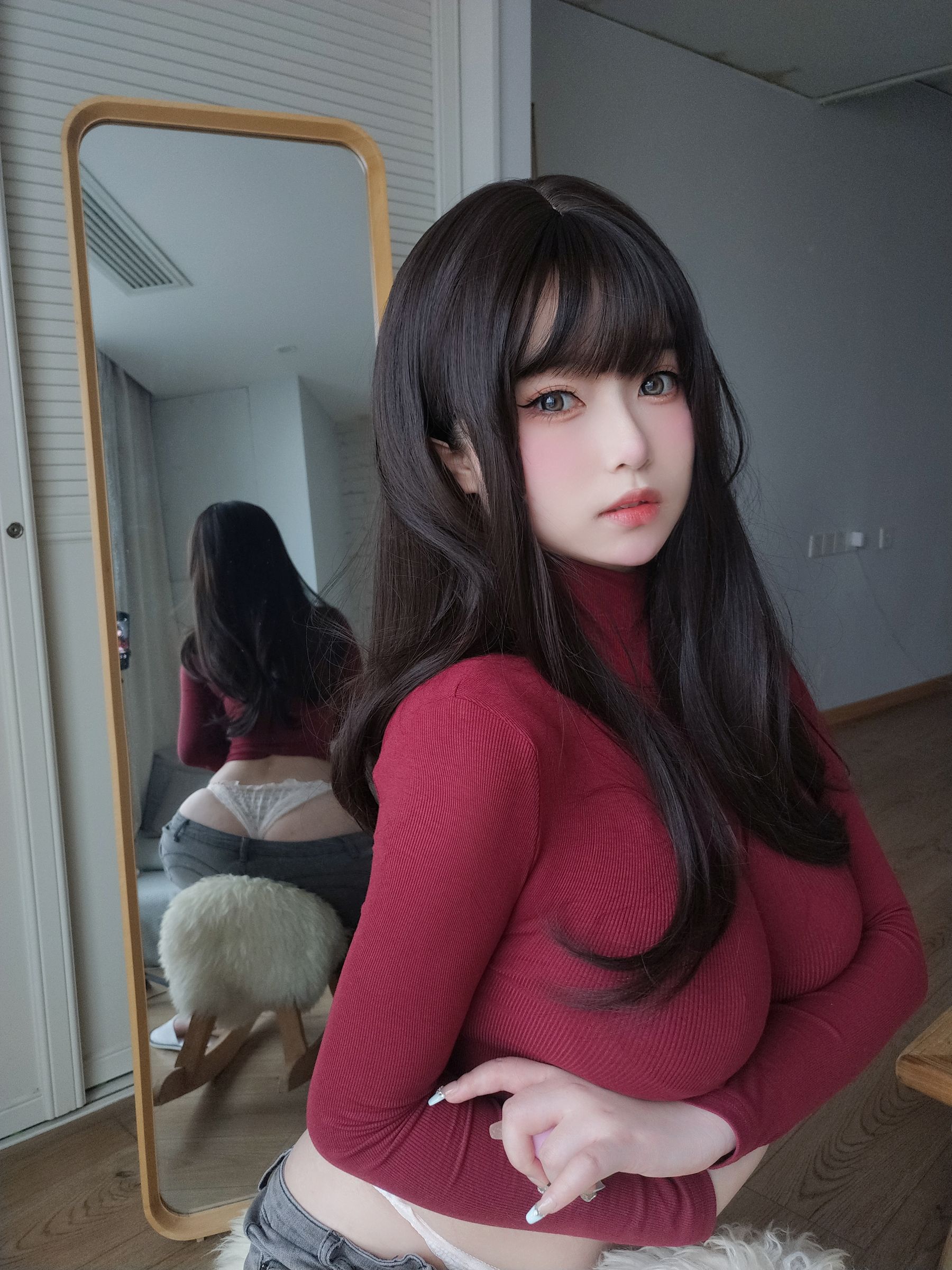 [福利COS] 女主K - 红色毛衣的丰满妹妹