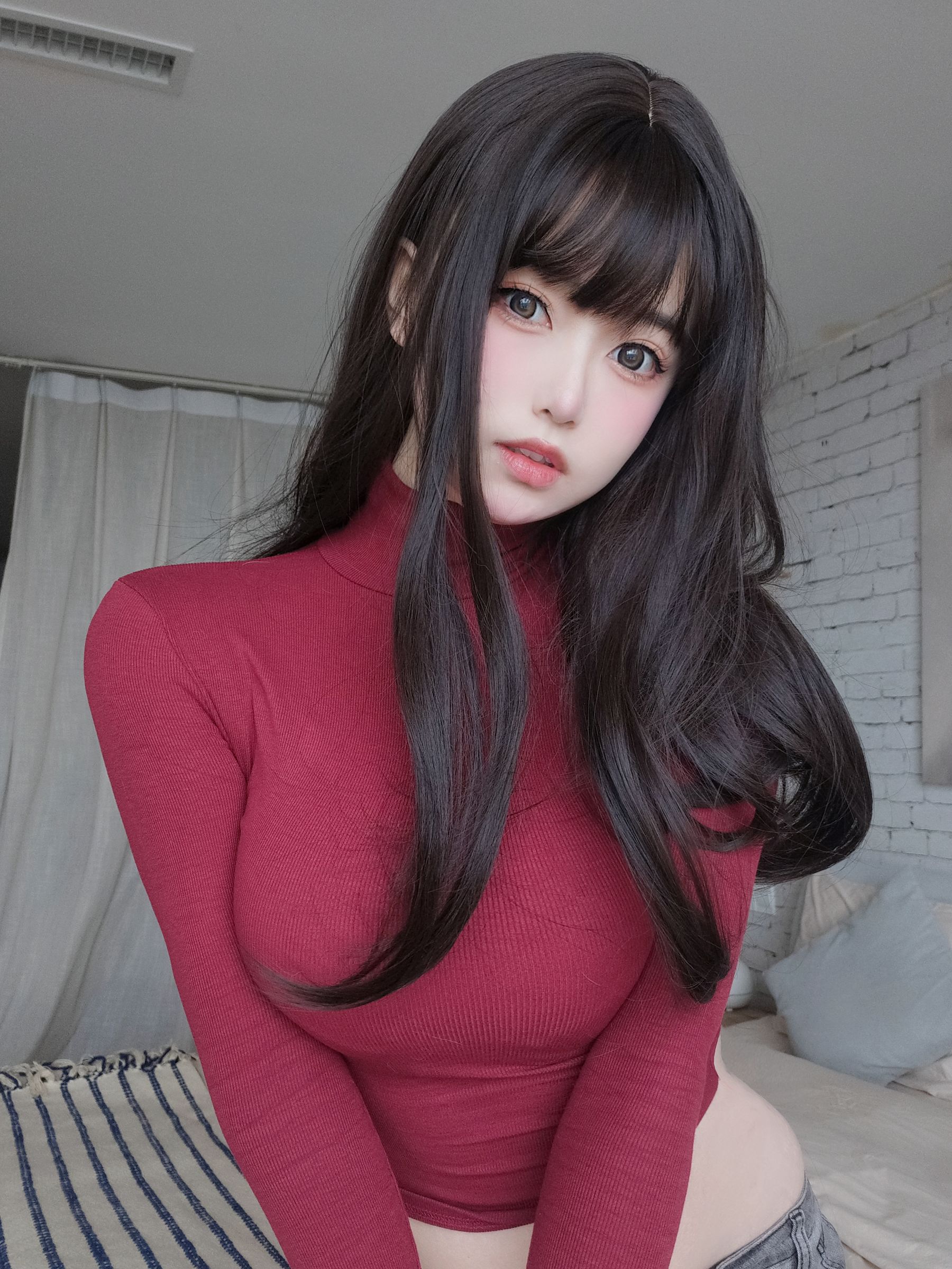 [福利COS] 女主K - 红色毛衣的丰满妹妹