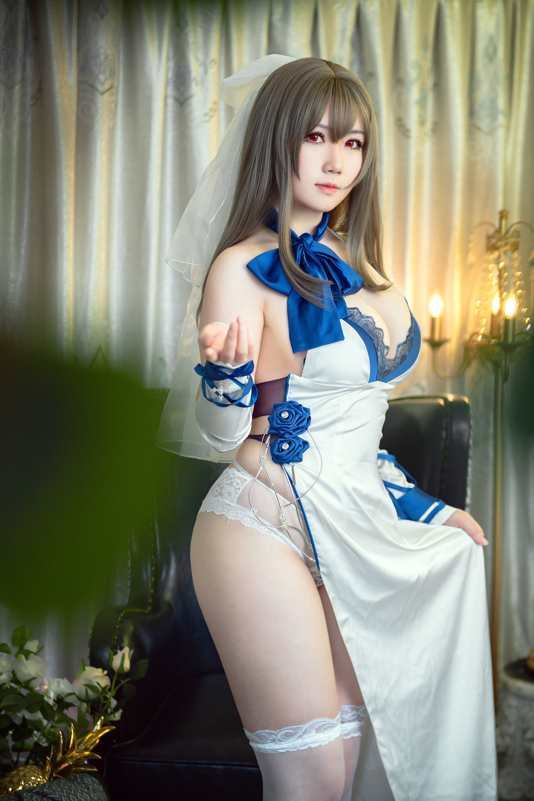 [福利COS] 微肉感萌妹是本末末 - 路易九世礼服