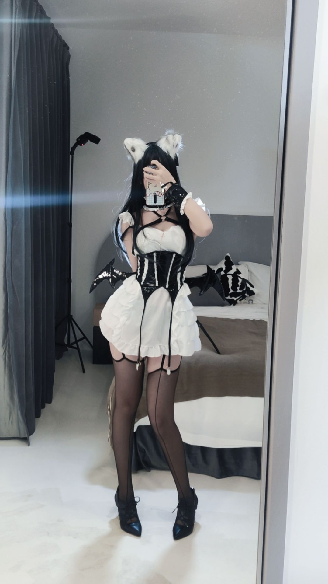 [福利COS] 洛桑w伊梓 - 猫耳小恶魔