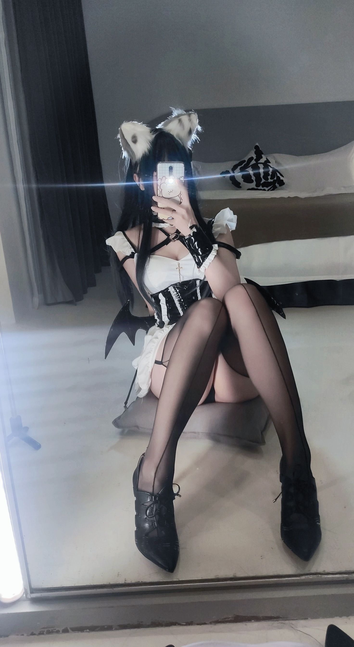 [福利COS] 洛桑w伊梓 - 猫耳小恶魔