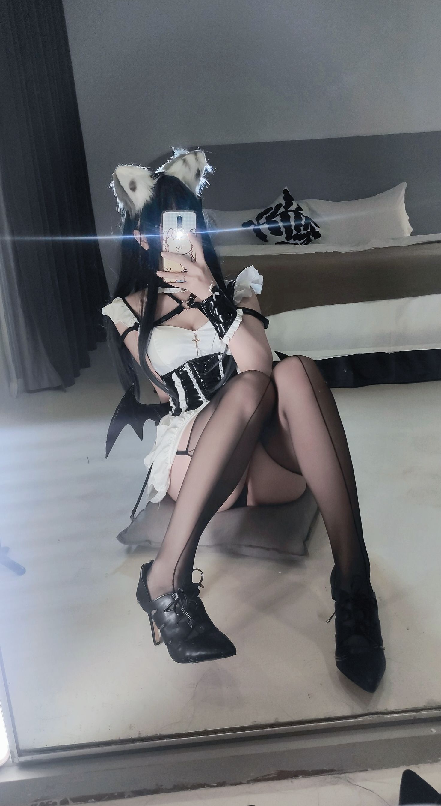 [福利COS] 洛桑w伊梓 - 猫耳小恶魔