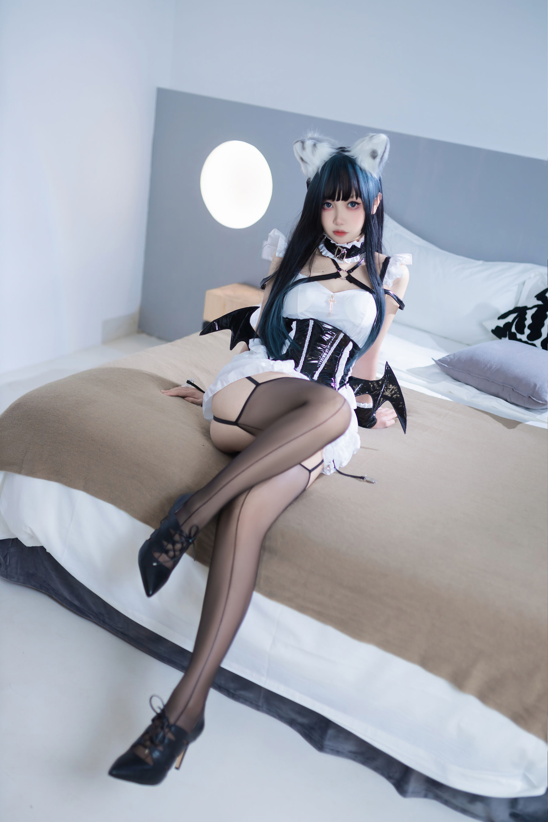 [福利COS] 洛桑w伊梓 - 猫耳小恶魔