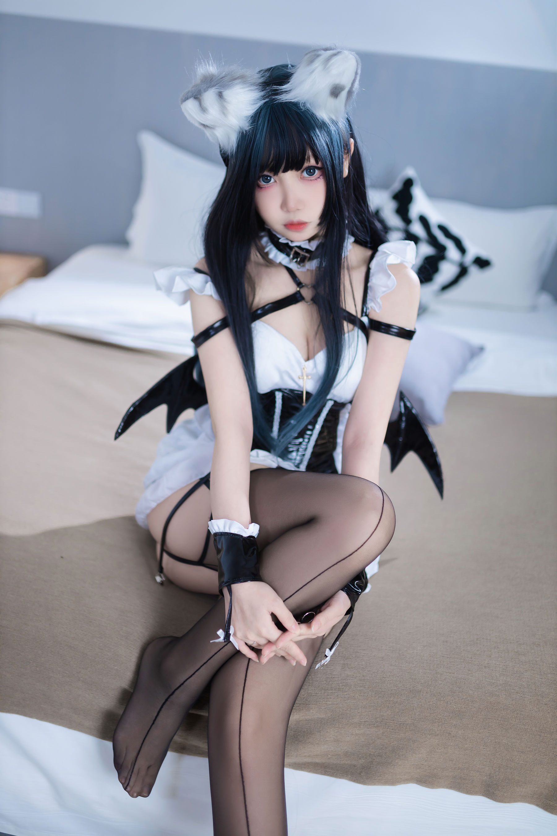 [福利COS] 洛桑w伊梓 - 猫耳小恶魔
