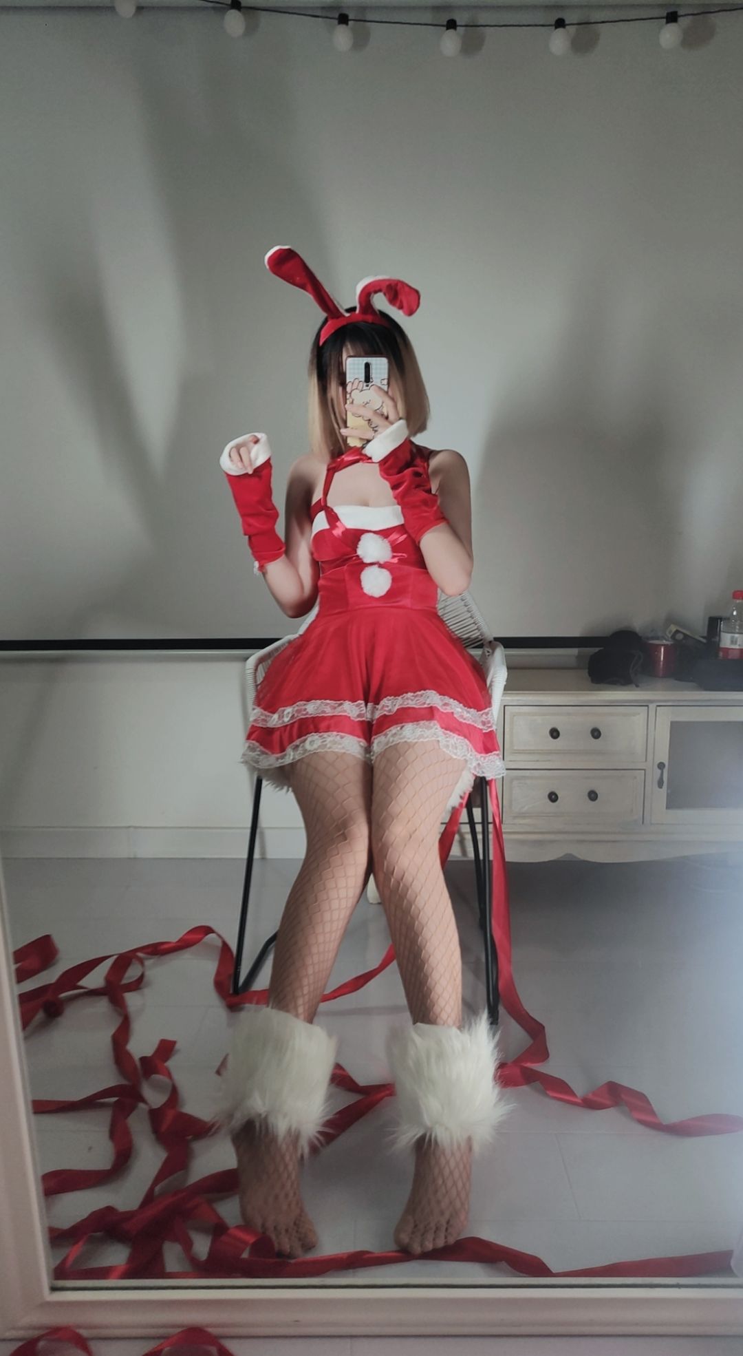 [福利COS] 洛桑w伊梓 - 网袜丝带兔兔