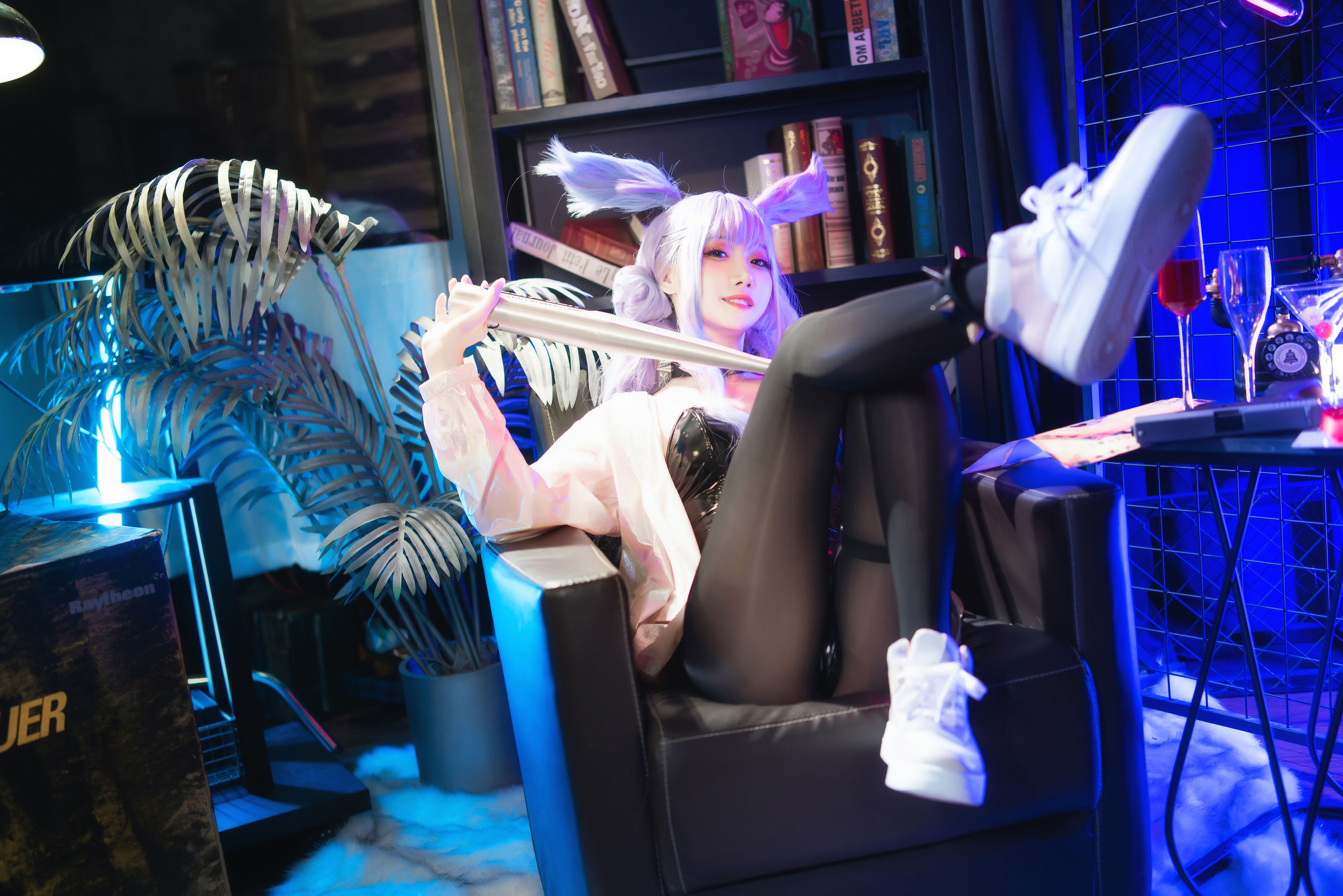 [福利COS] 焖焖碳 - 麻辣兔头X异色兔