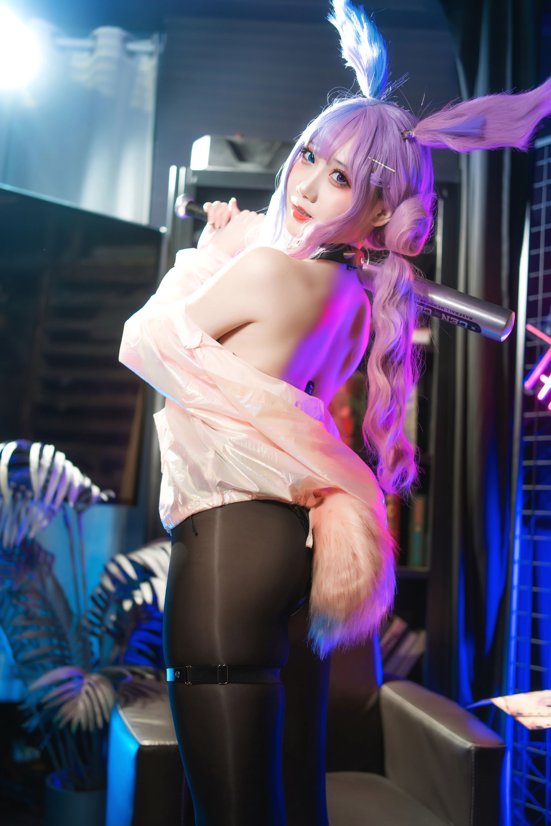 [福利COS] 焖焖碳 - 麻辣兔头X异色兔
