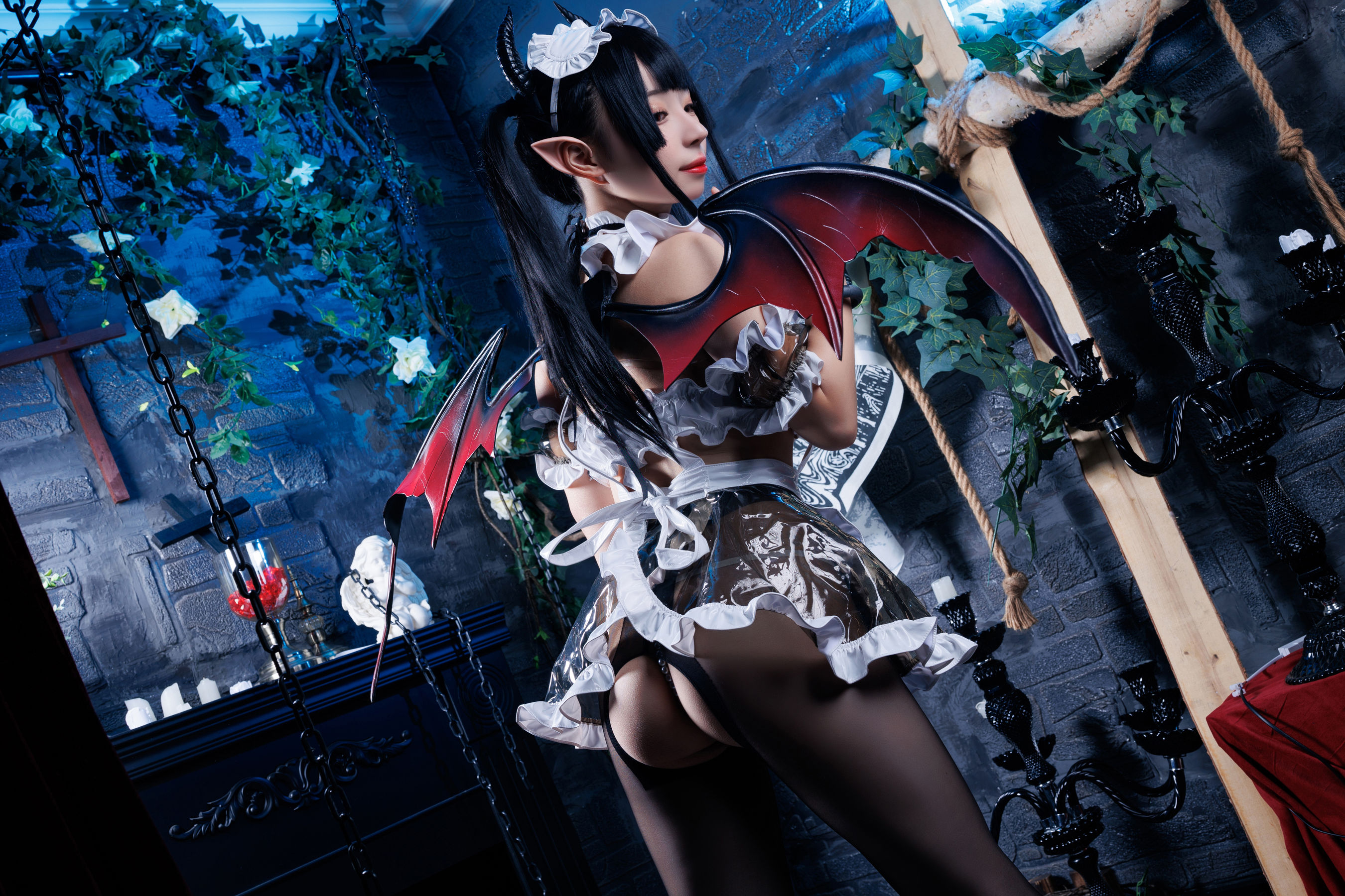 [福利COS] 胡桃猫Kurumineko - 女仆吸血姬