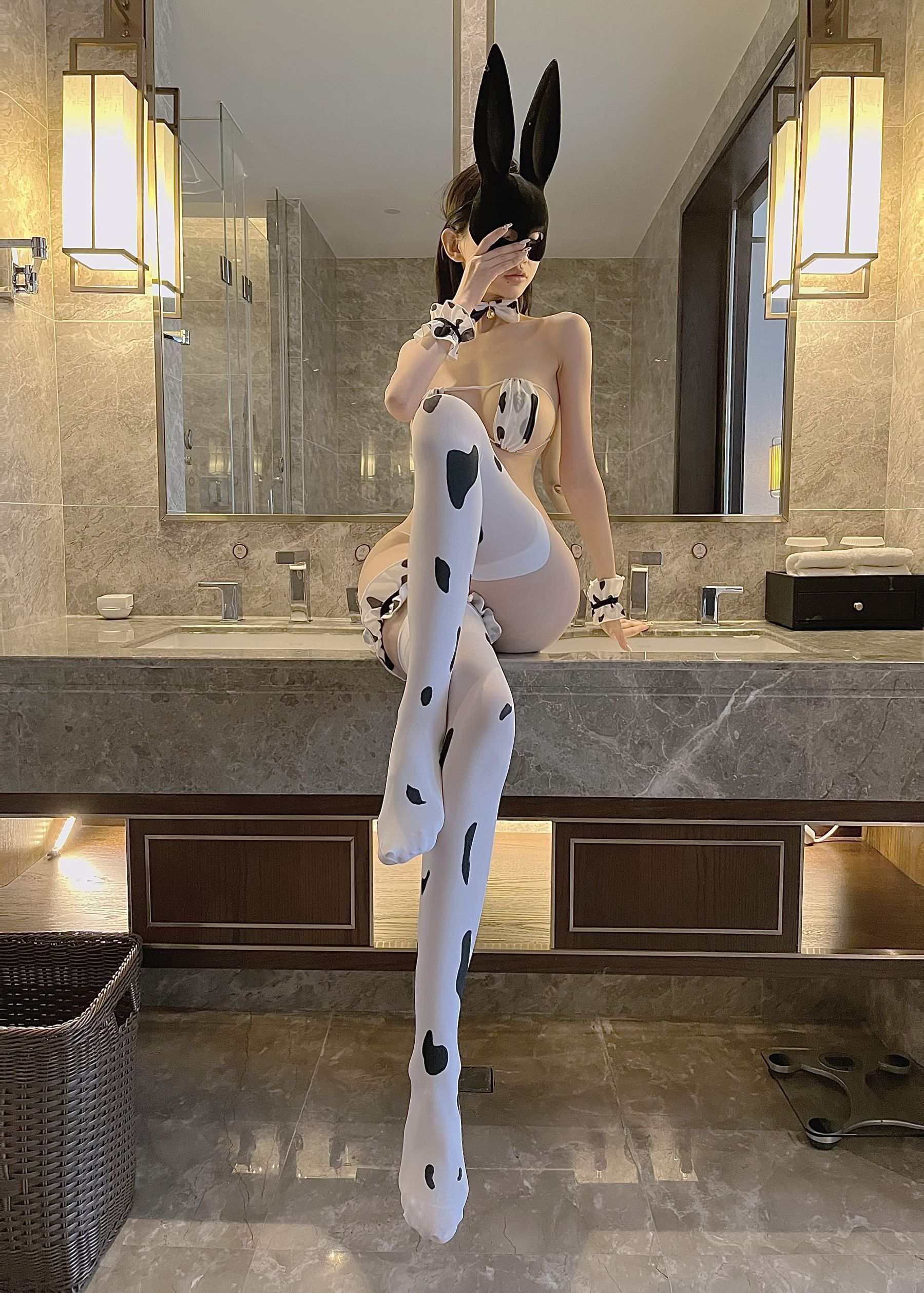 [福利COS] 脸红Dearie - 你的小奶牛