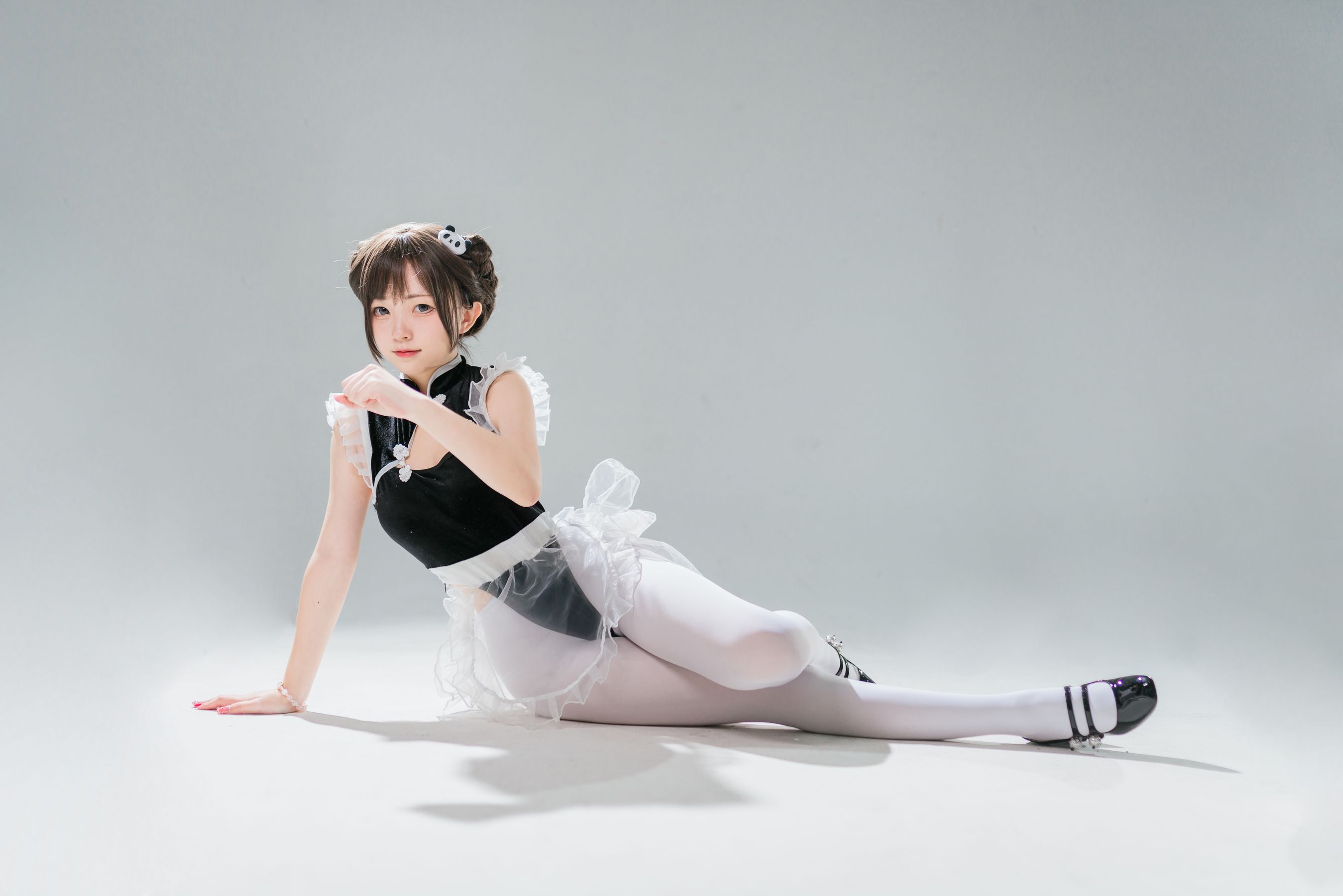 [福利COS] 花铃 - 小熊猫女仆