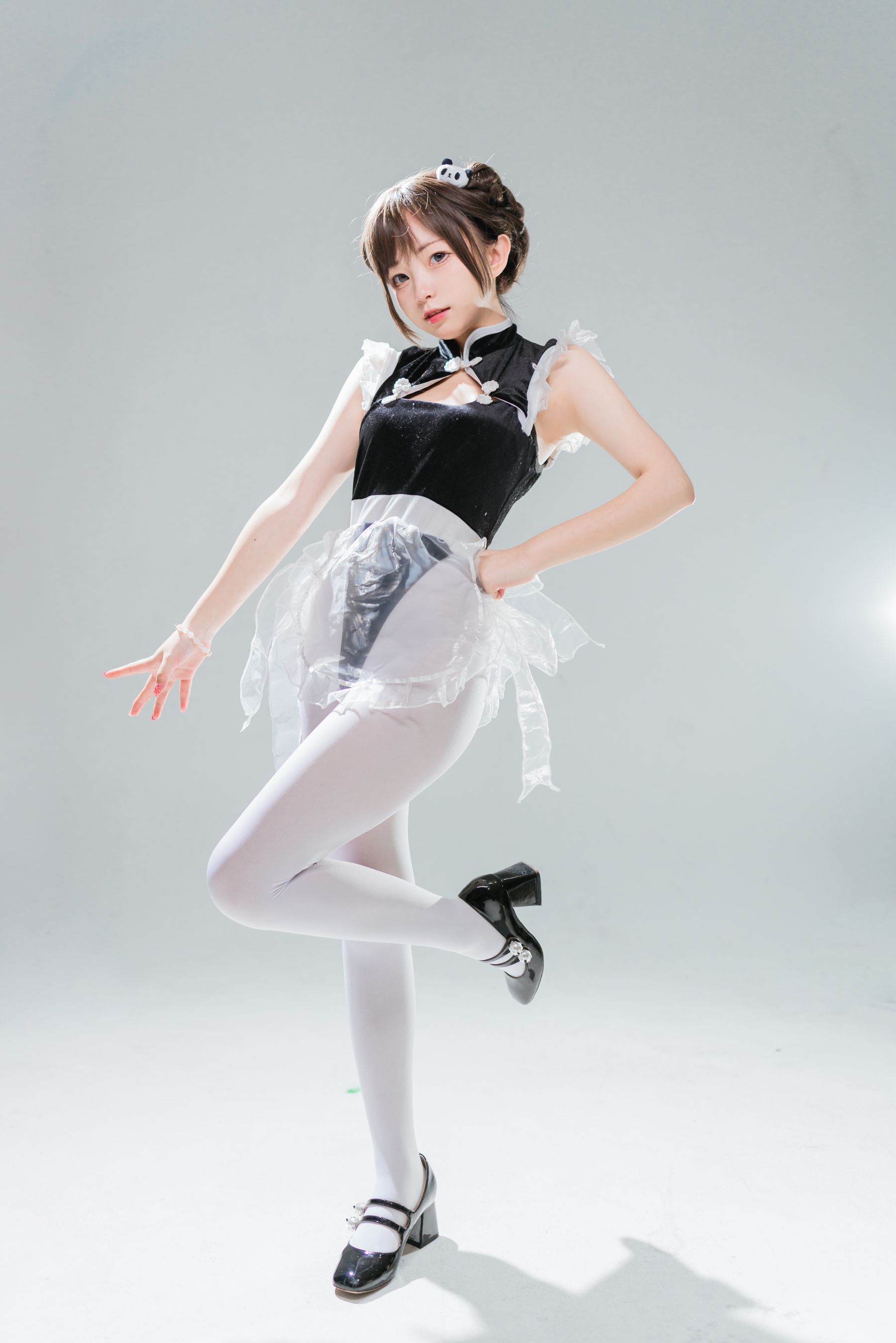 [福利COS] 花铃 - 小熊猫女仆