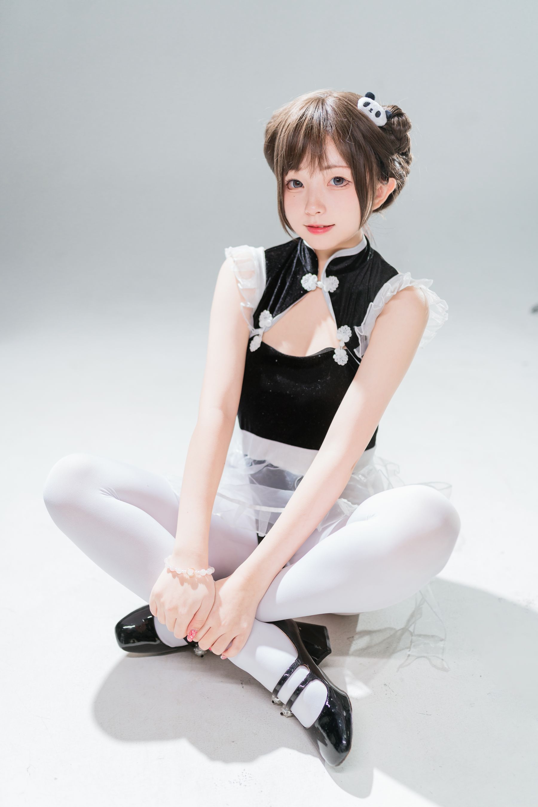 [福利COS] 花铃 - 小熊猫女仆
