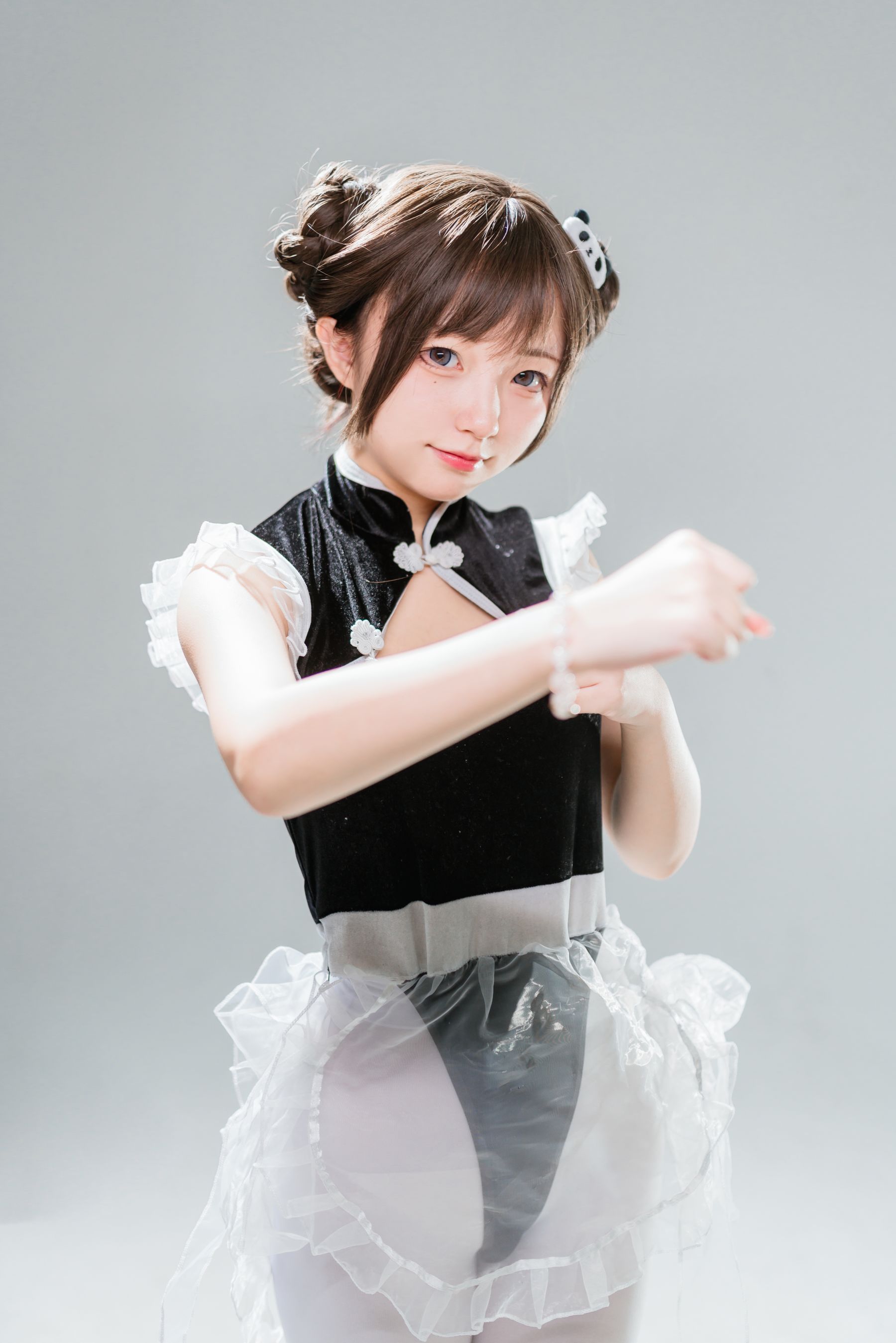 [福利COS] 花铃 - 小熊猫女仆