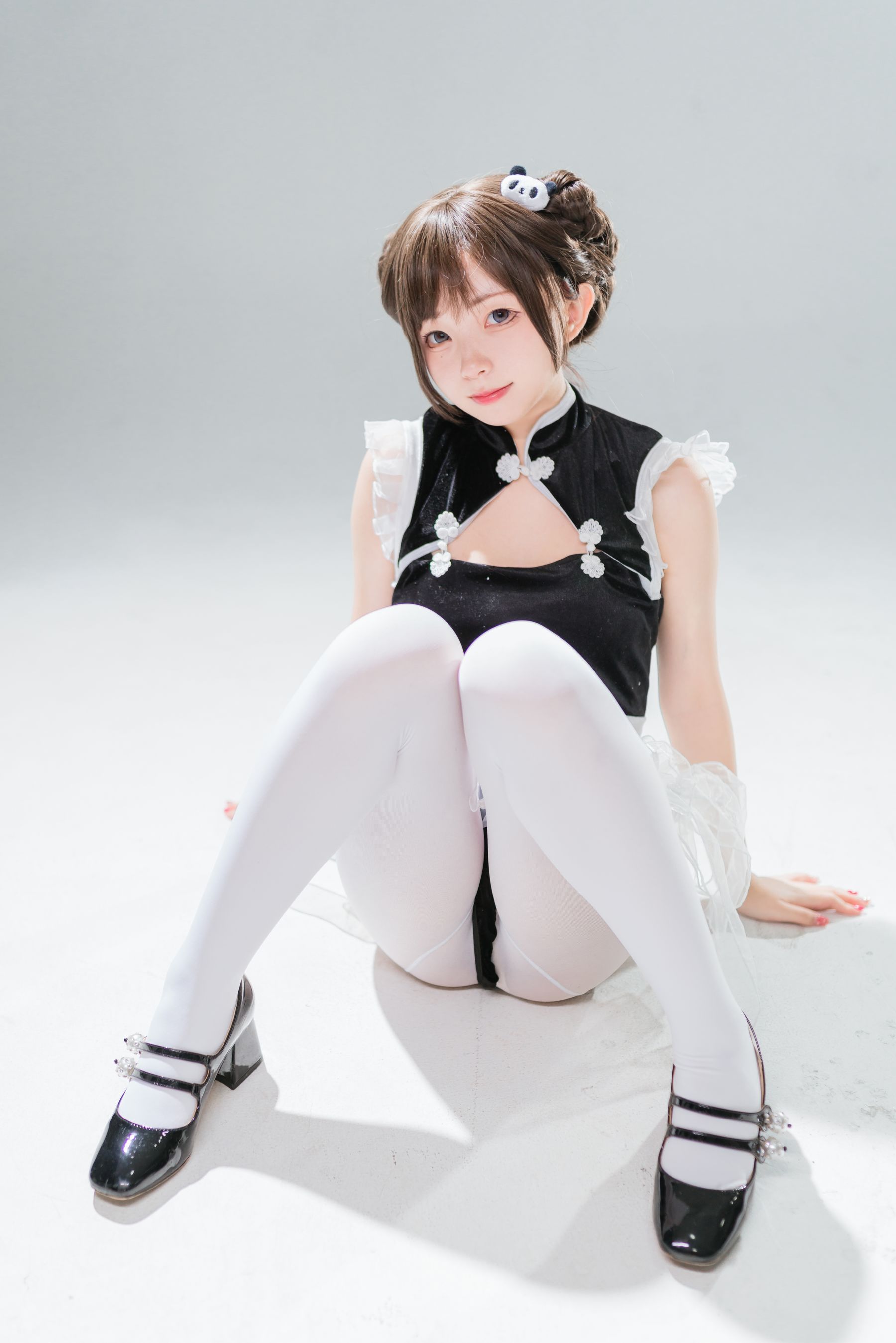 [福利COS] 花铃 - 小熊猫女仆