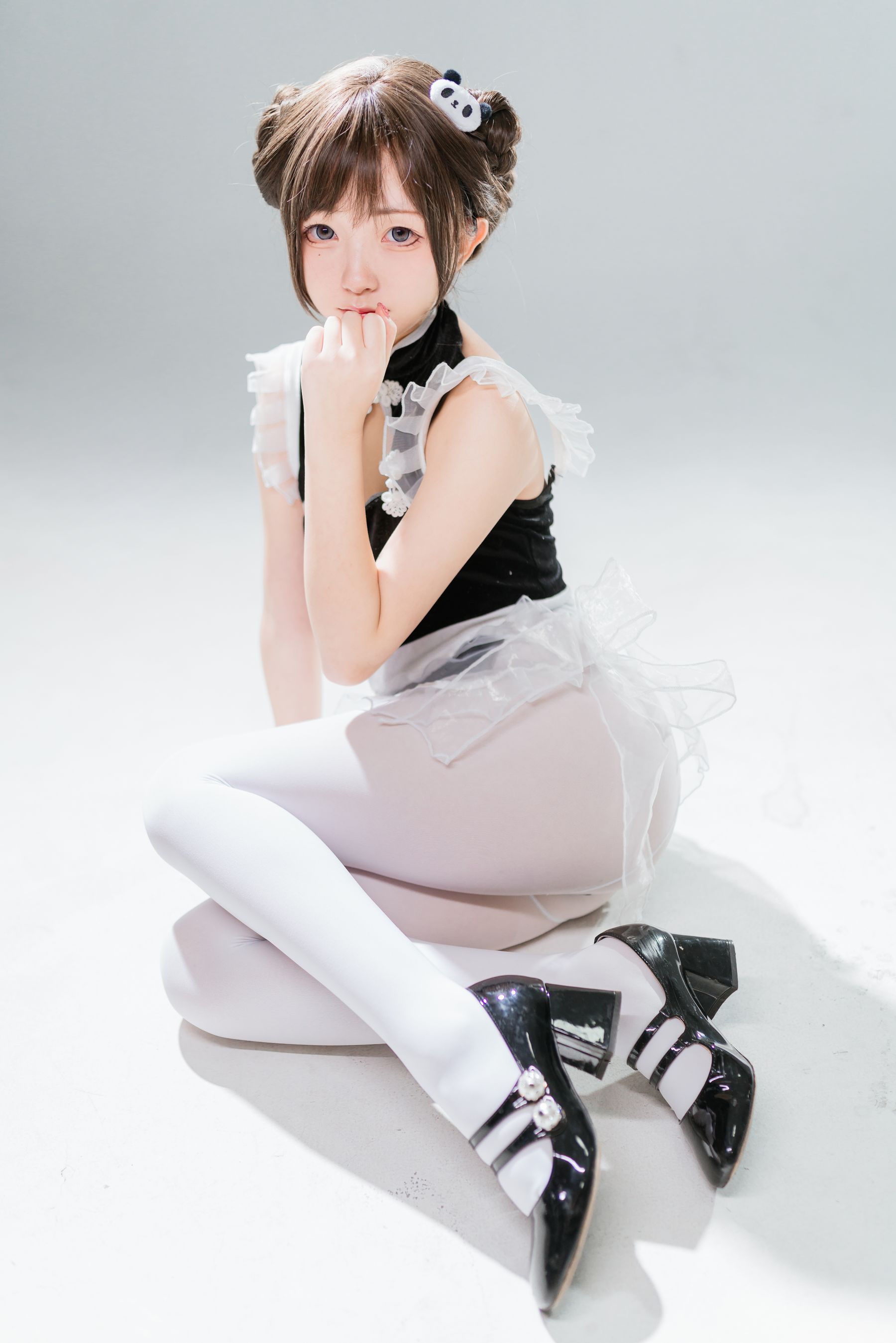 [福利COS] 花铃 - 小熊猫女仆
