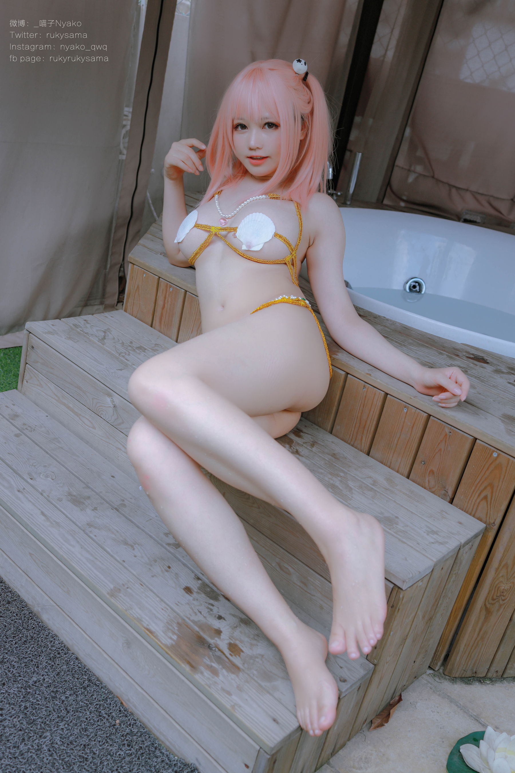 [福利COS] 萌妹子Nyako喵子 - DOAほのか 贝壳