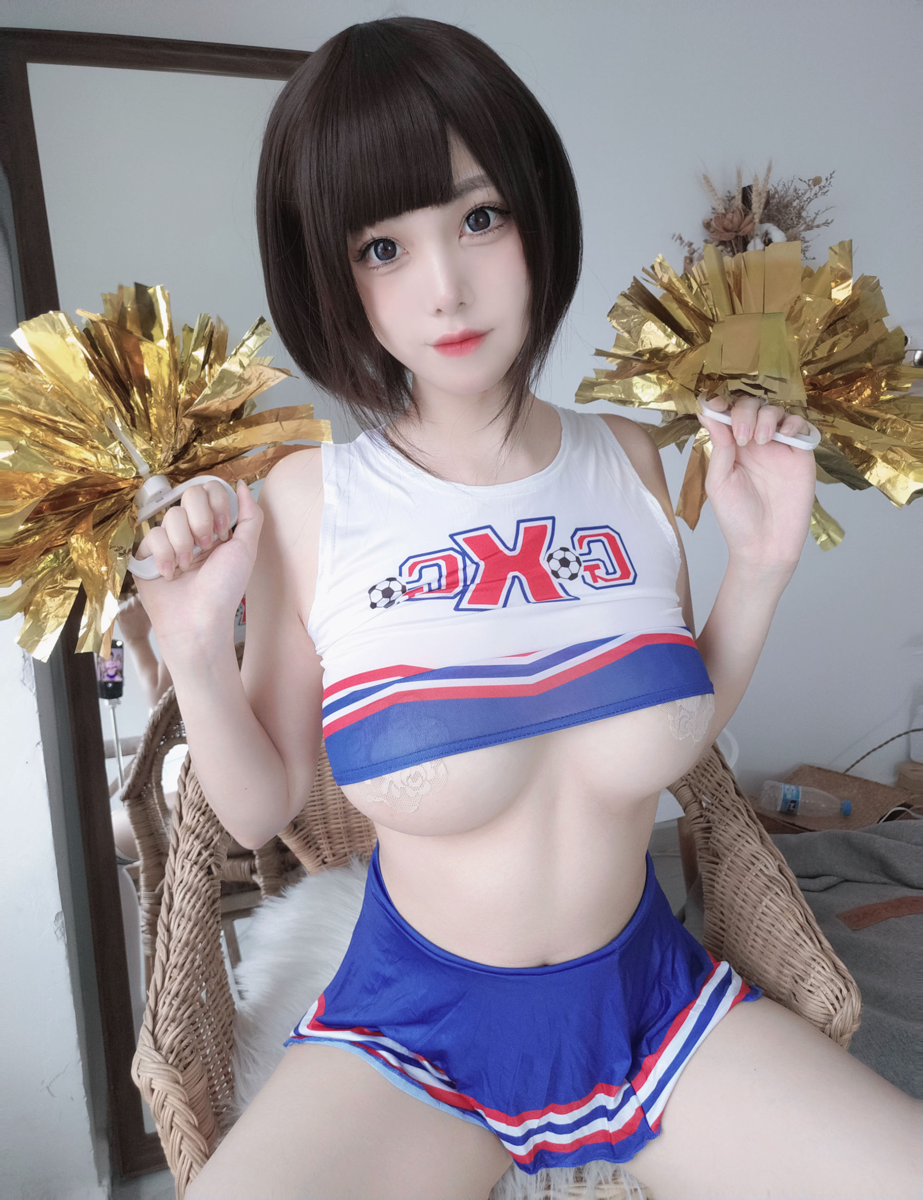 [福利COS] 萌系小姐姐蜜汁猫裘 - 足球宝贝