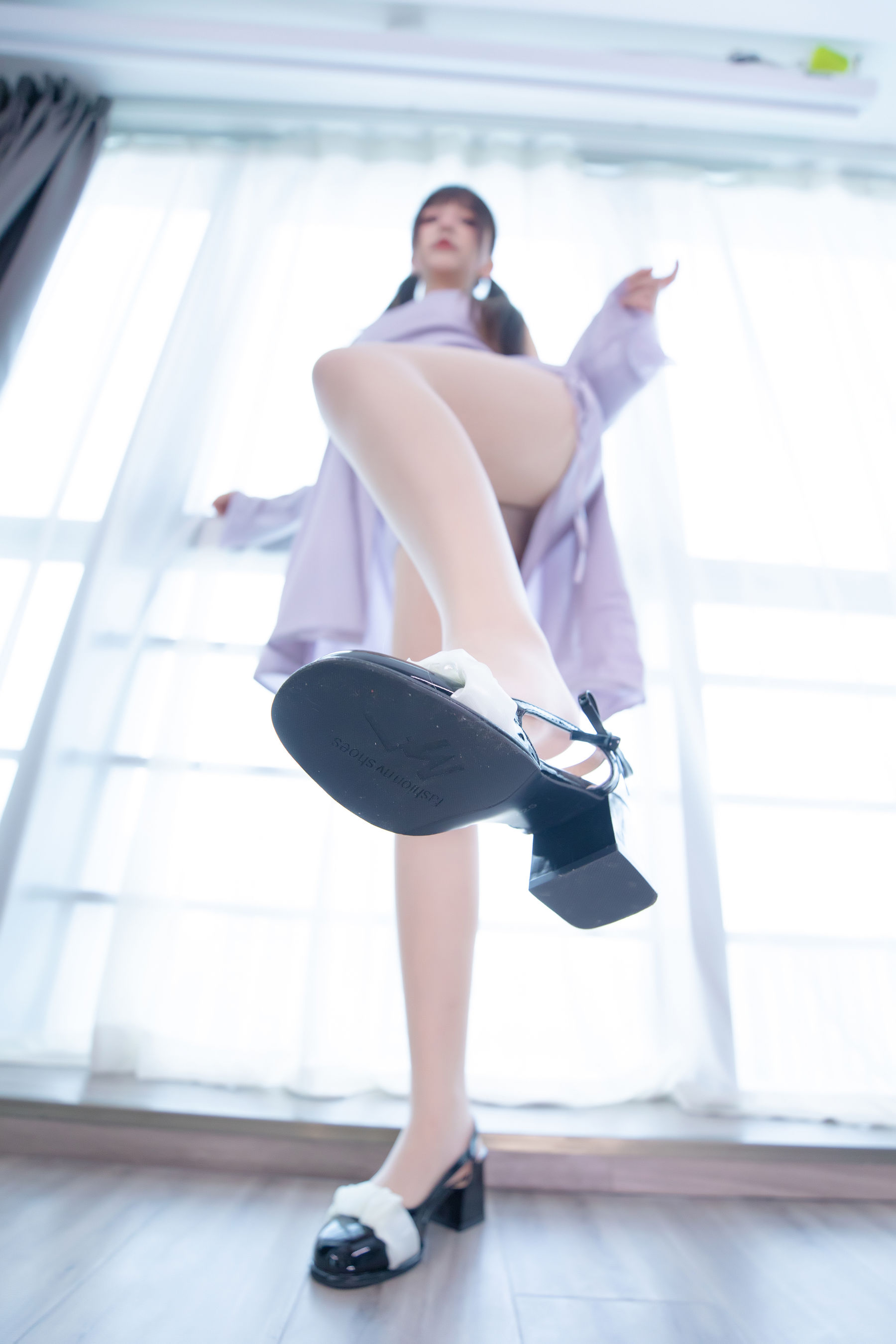 [福利COS] 萝莉神楽板真冬 之望眼欲穿
