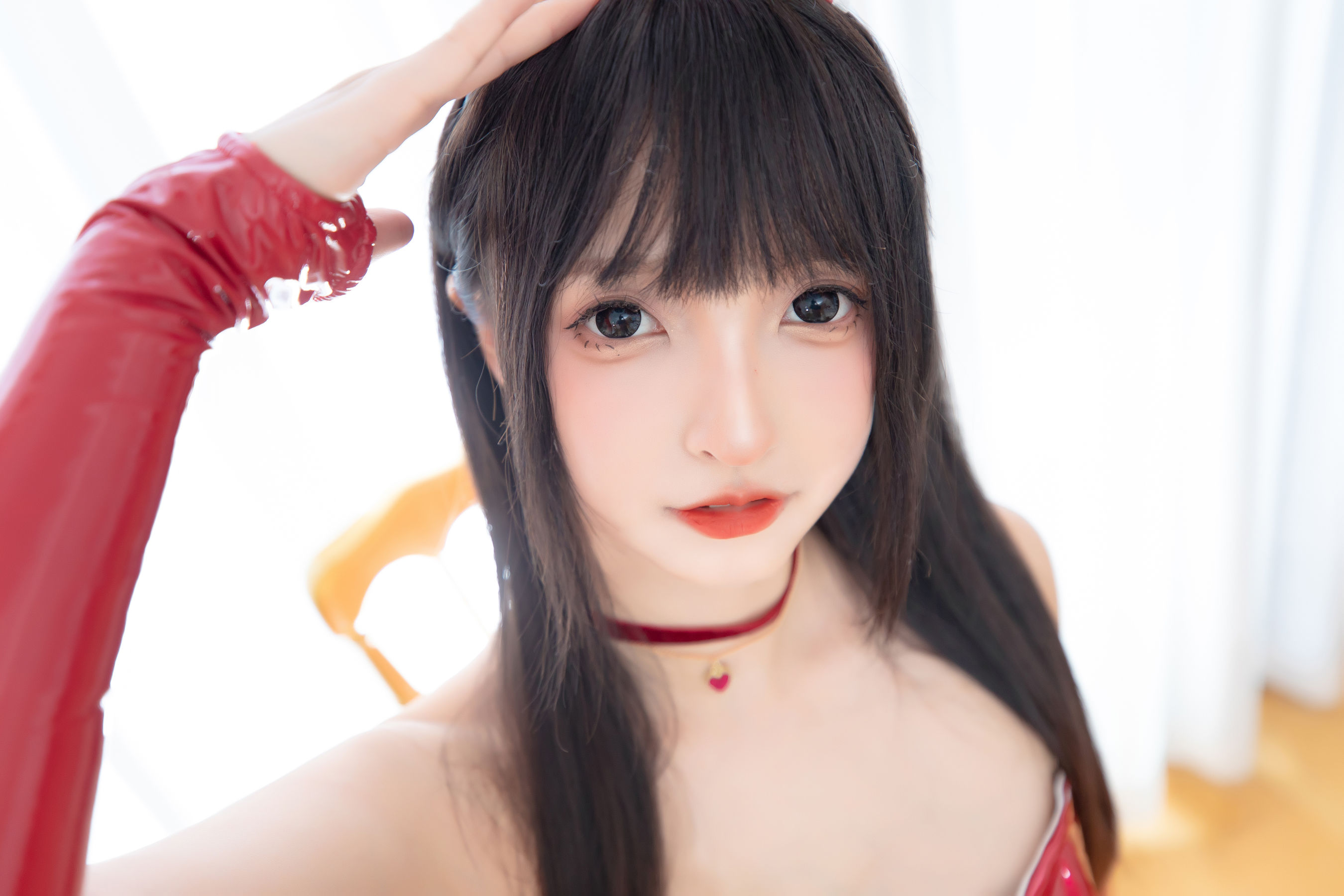 [福利COS] 萝莉神楽板真冬 之红兔迎春