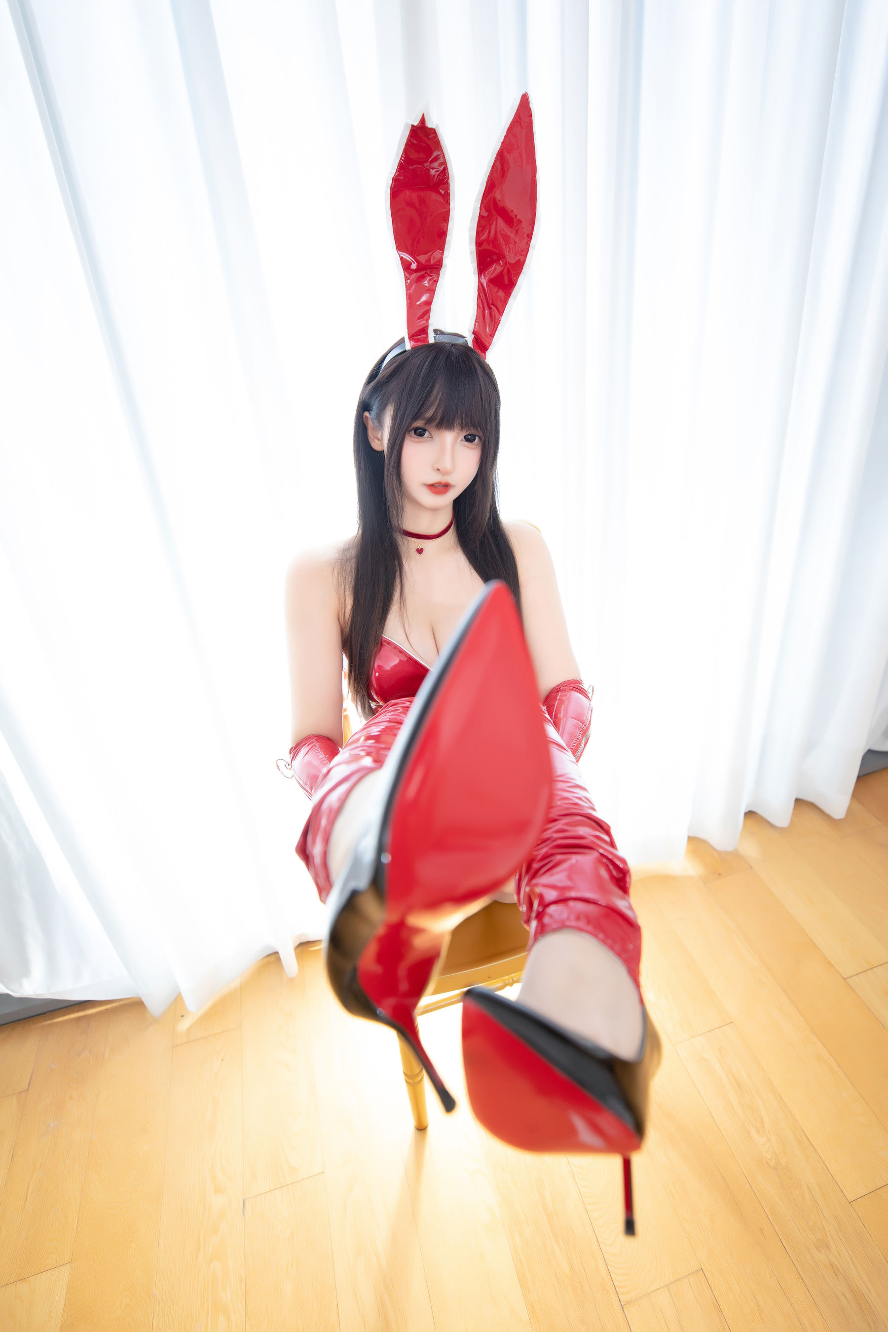 [福利COS] 萝莉神楽板真冬 之红兔迎春