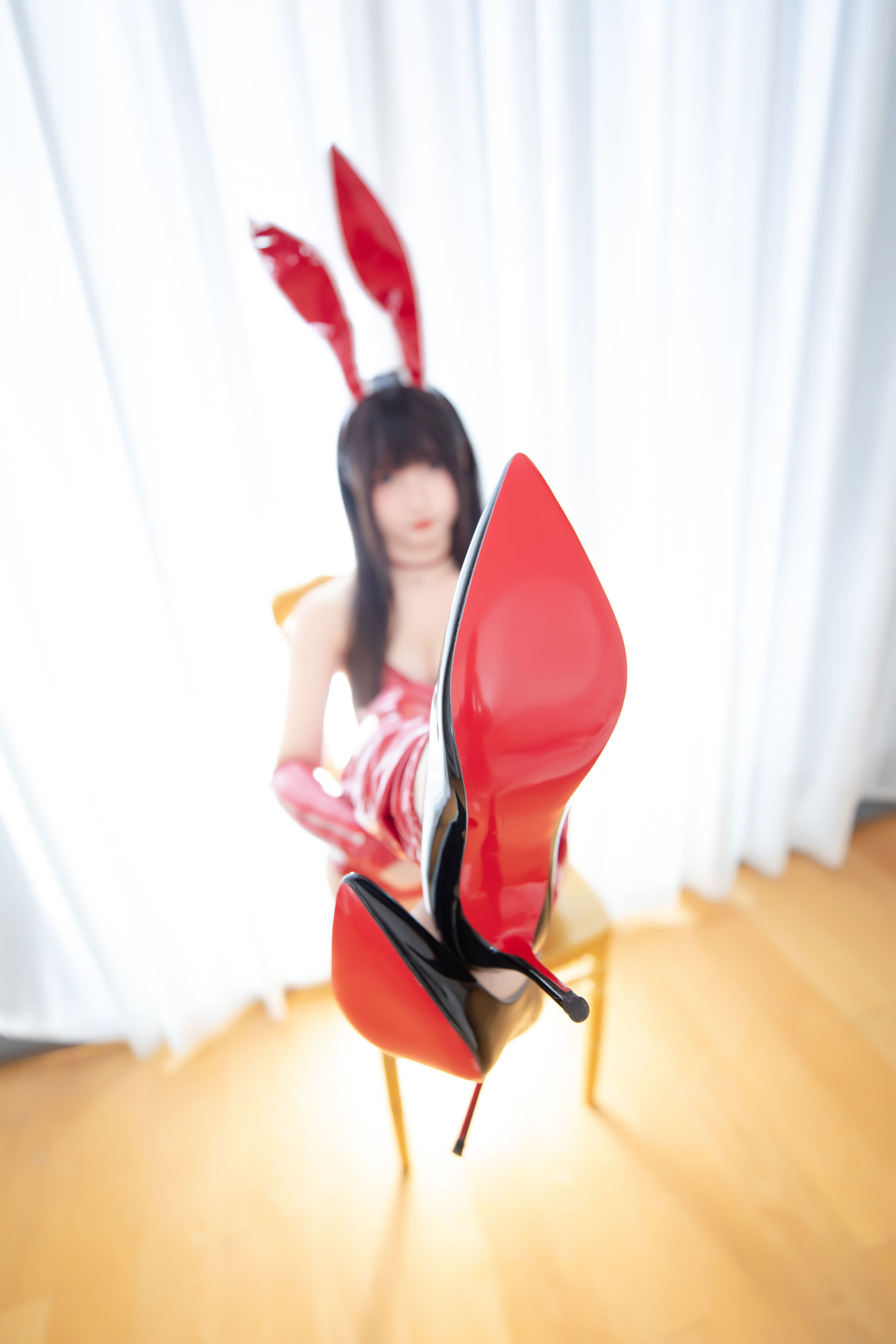 [福利COS] 萝莉神楽板真冬 之红兔迎春