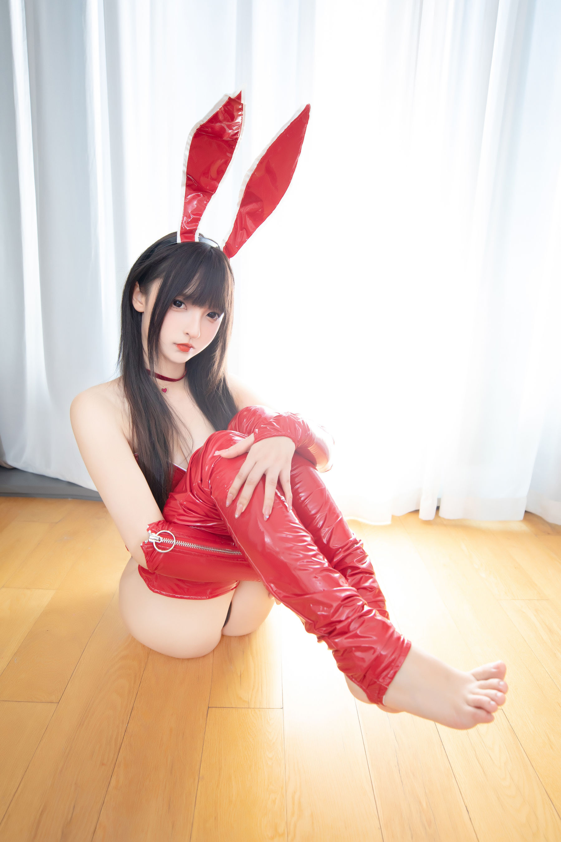 [福利COS] 萝莉神楽板真冬 之红兔迎春