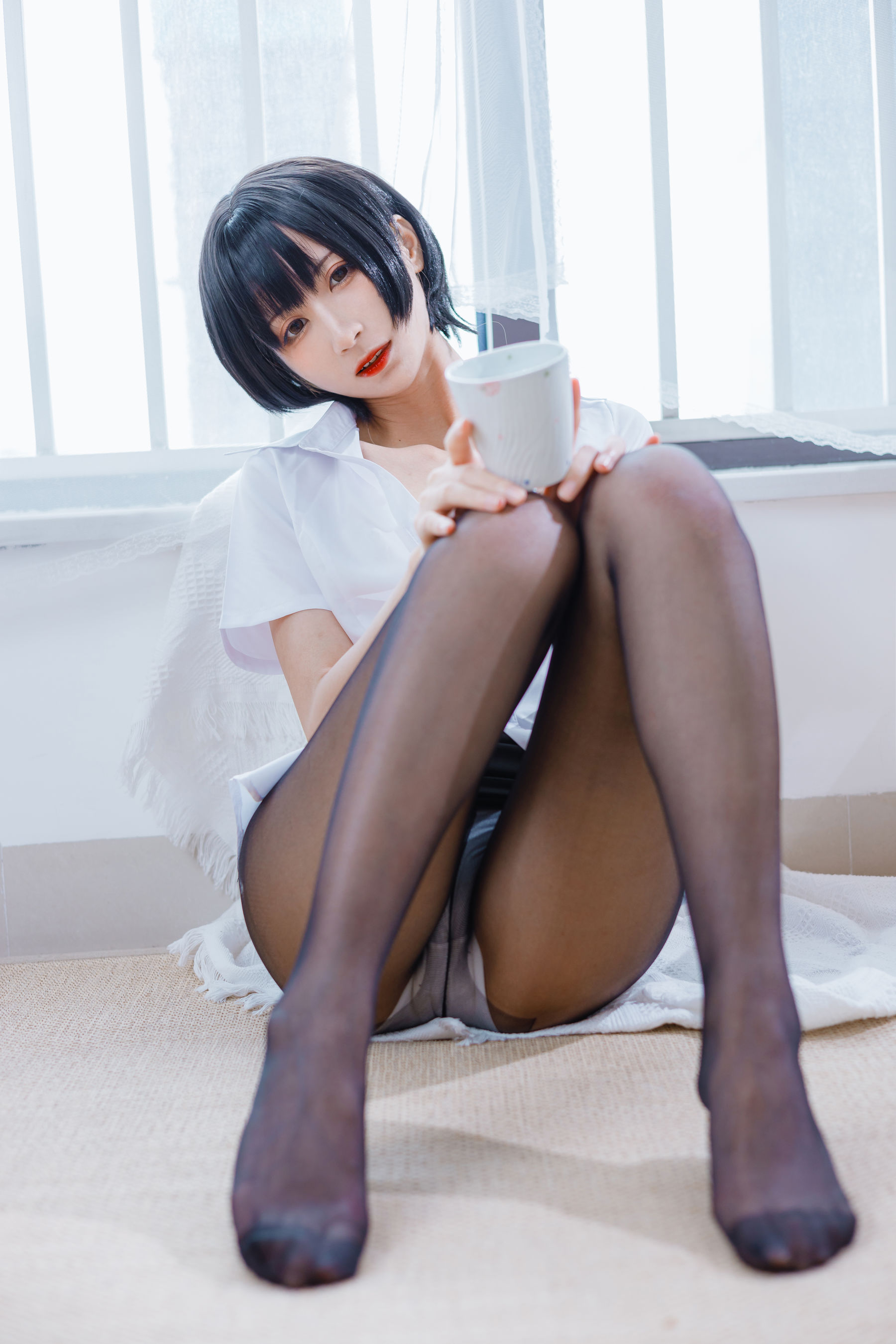 [福利COS] 贝儿酱Miki - OL装