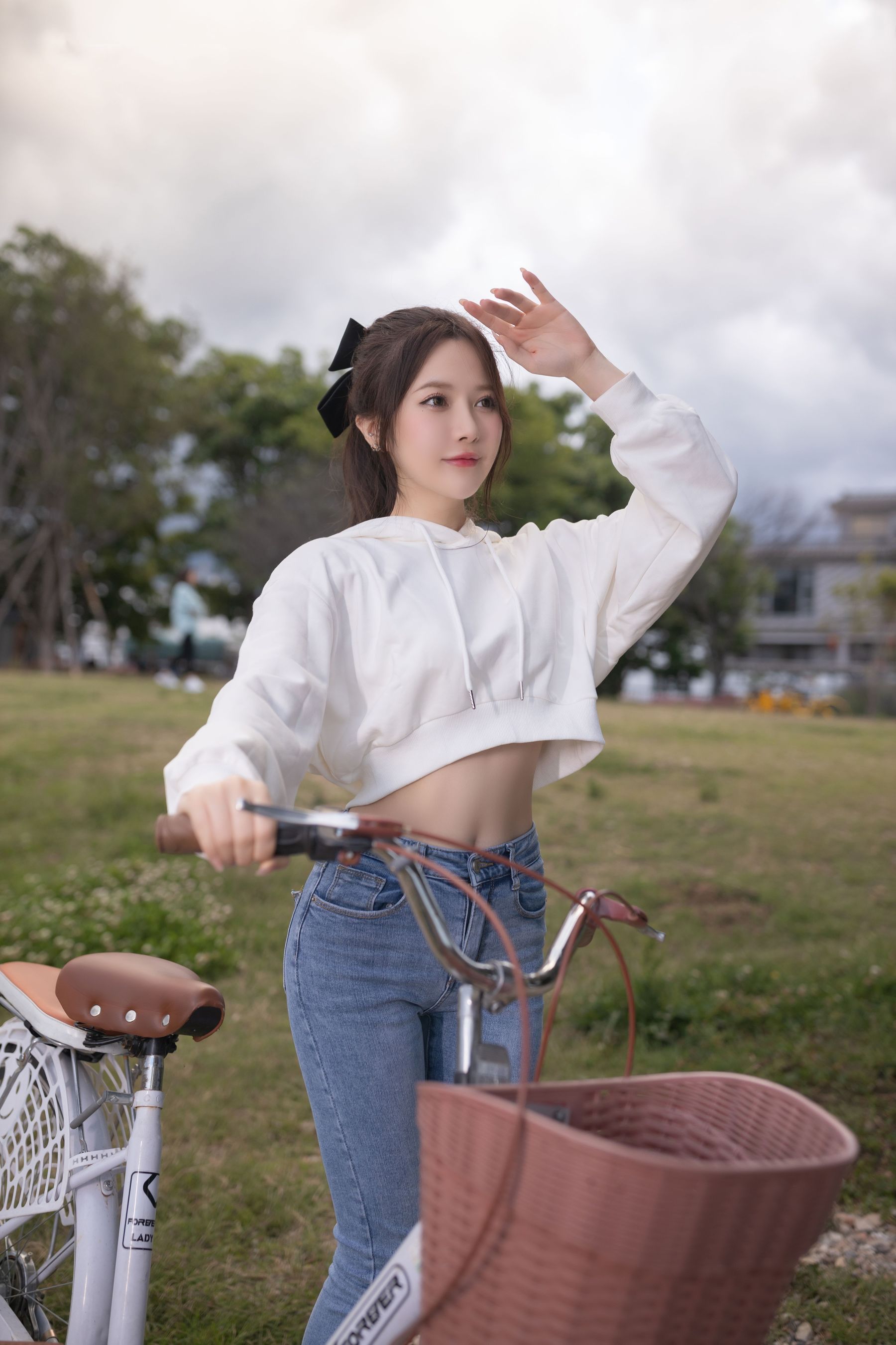 [福利COS] 鱼子酱 牛仔情趣写真