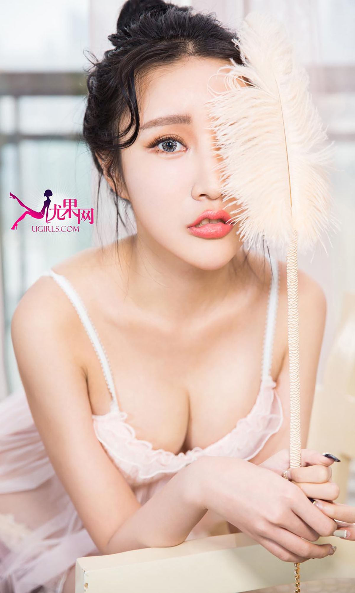 米诺《淘气小妹恋爱日记》 [爱尤物Ugirls] No.240