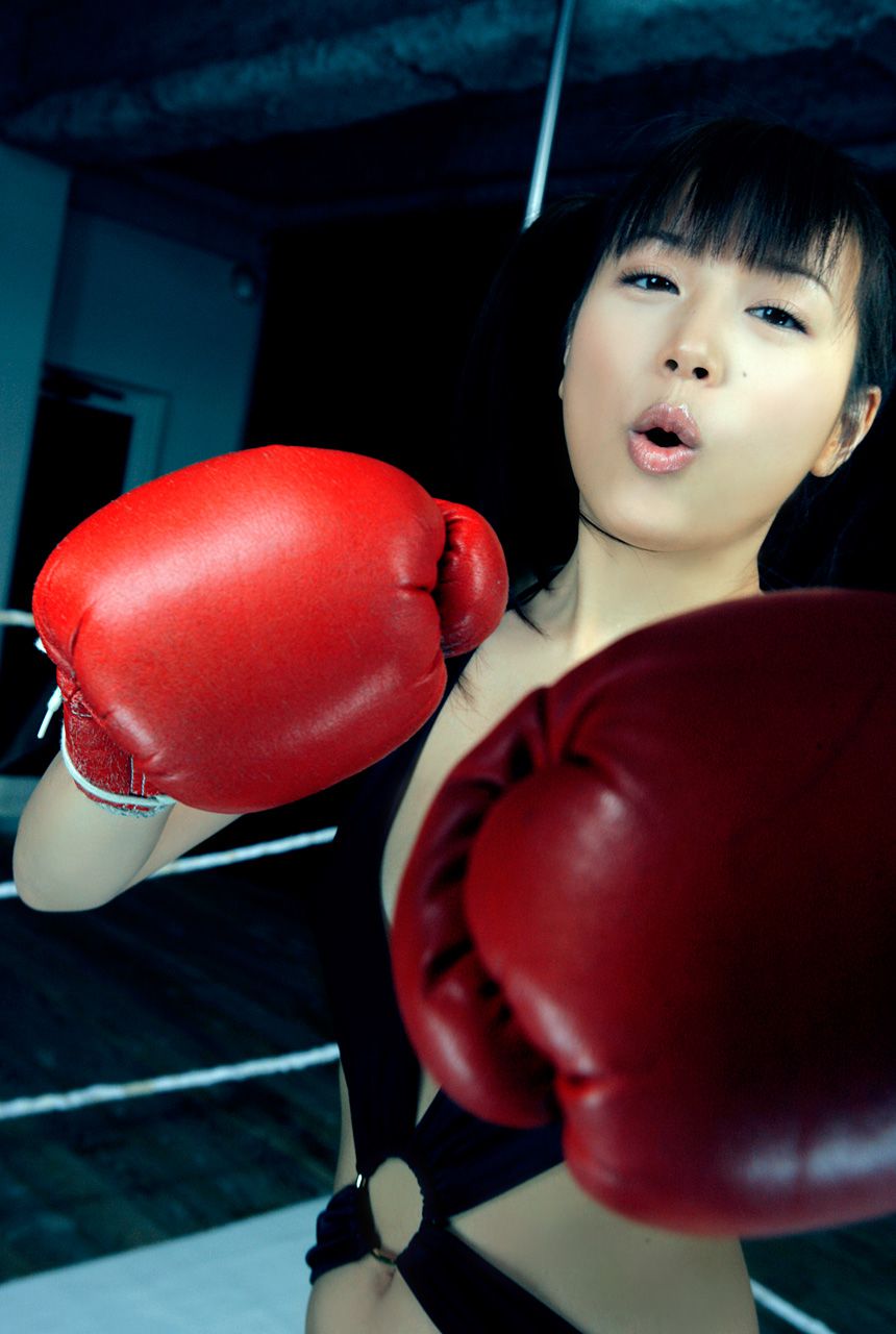 愛川ゆず季+佐野夏芽《Bomber Fight!》 [Image.tv]
