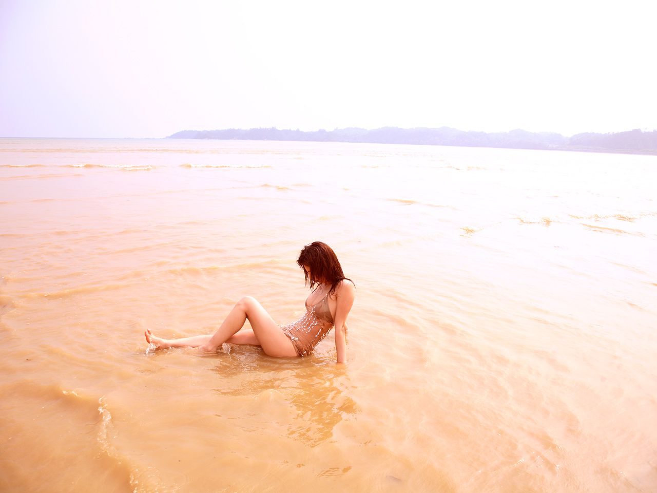 大久保麻梨子《水ノ国カラ……》 [Image.tv]