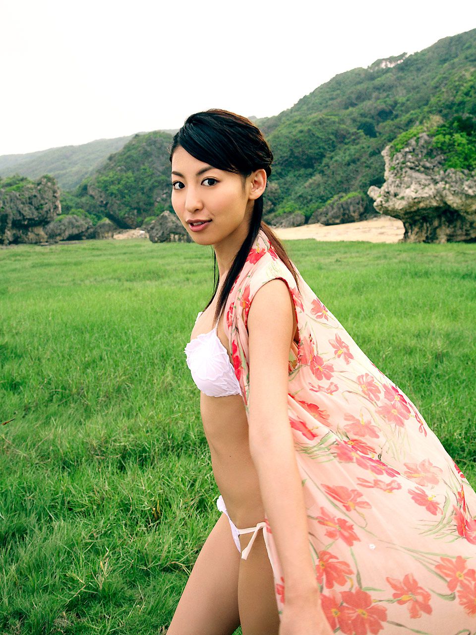 大久保麻梨子《水ノ国カラ……》 [Image.tv]