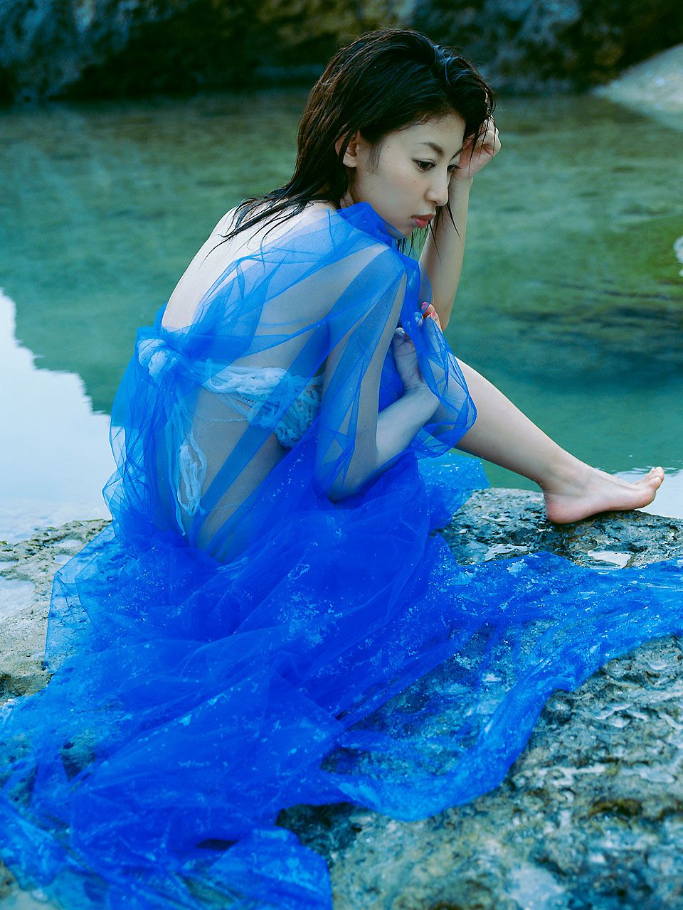 大久保麻梨子《水ノ国カラ……》 [Image.tv]