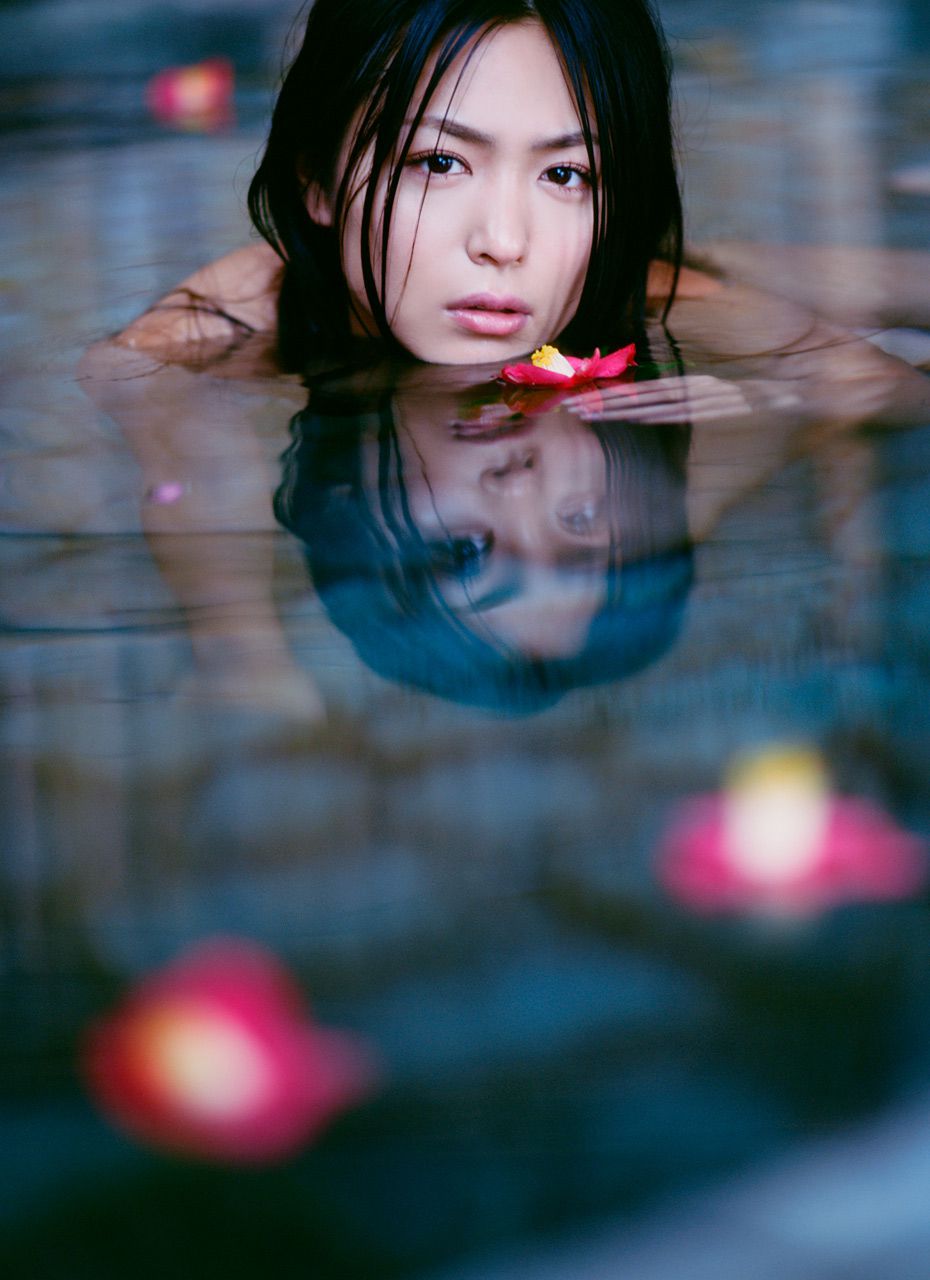 川村ゆきえ/川村雪绘 《Black Lady》 [Image.tv]