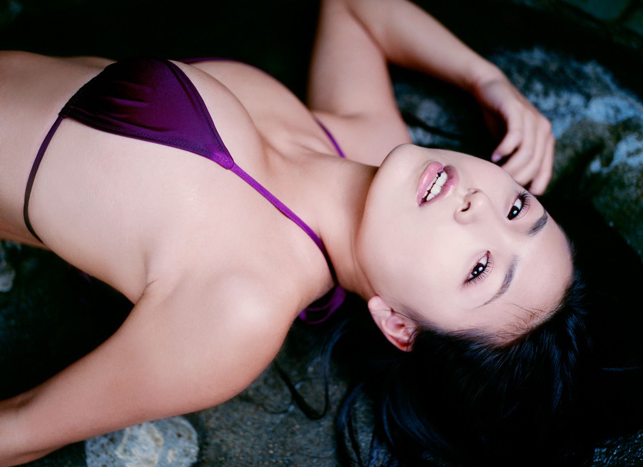 川村ゆきえ/川村雪绘 《Black Lady》 [Image.tv]