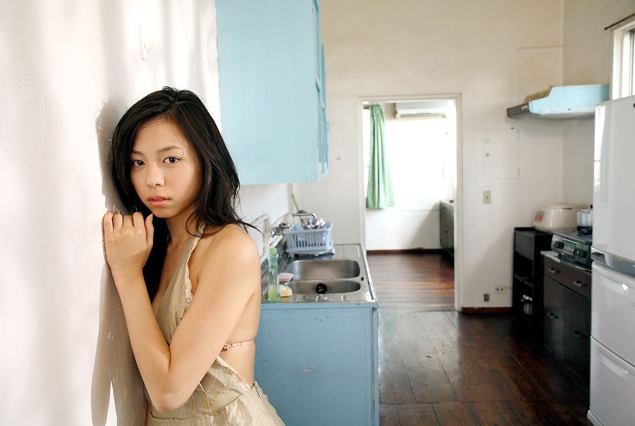 山本千夏 Chinatsu Yamamoto 《オトナのぬくもり》 [Image.tv]