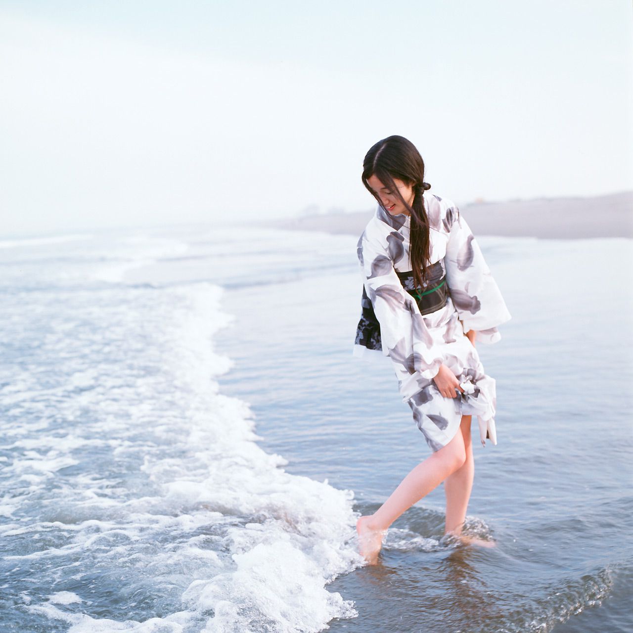 入山法子 Noriko Iriyama 《キミのそばに》 [Image.tv]