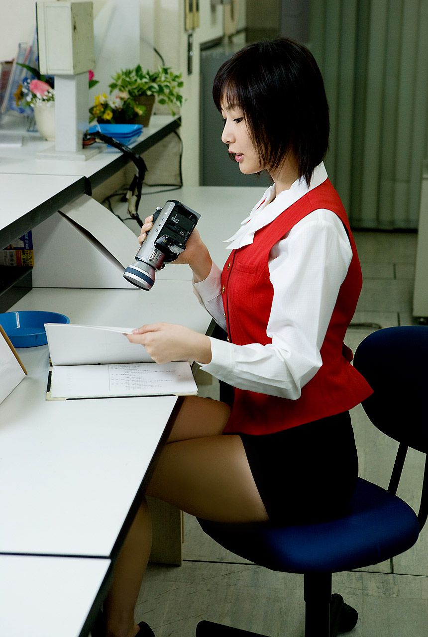 長澤奈央《Night Panther》 [Image.tv]
