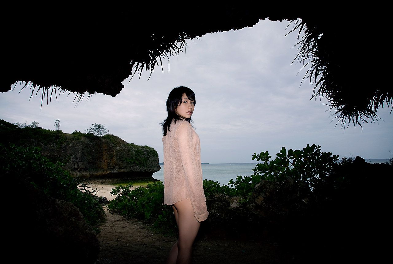石原あつ美/石原温美 《Give Me Your Love》 [Image.tv]