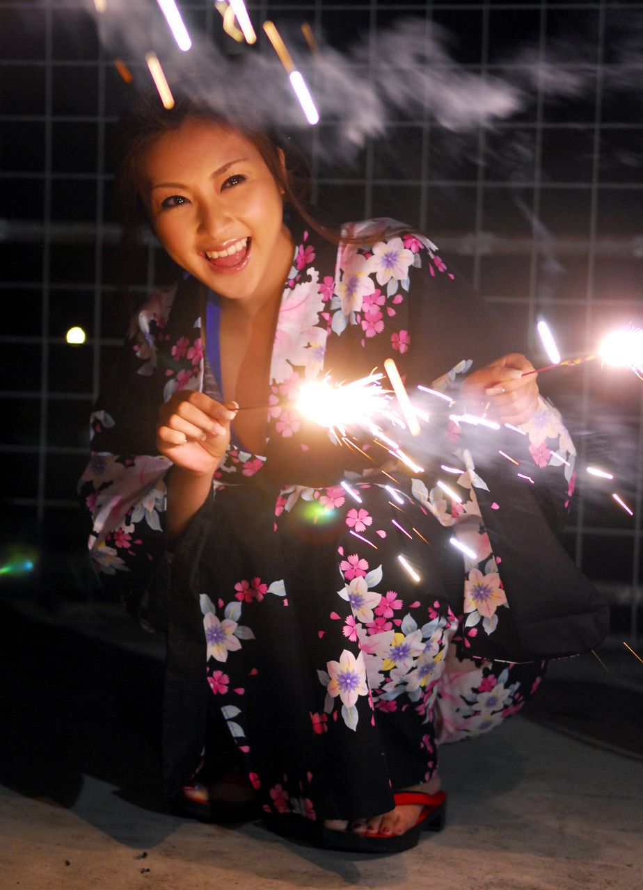 辰巳奈都子《Unusual》 [Image.tv]
