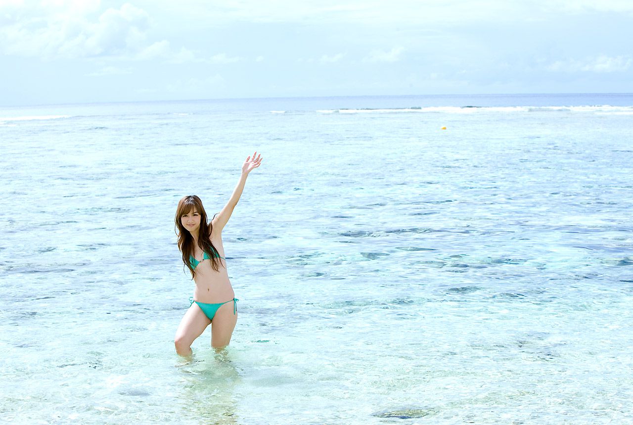 陈怡/ローラ?チャン《Heatwave》 [Image.tv]