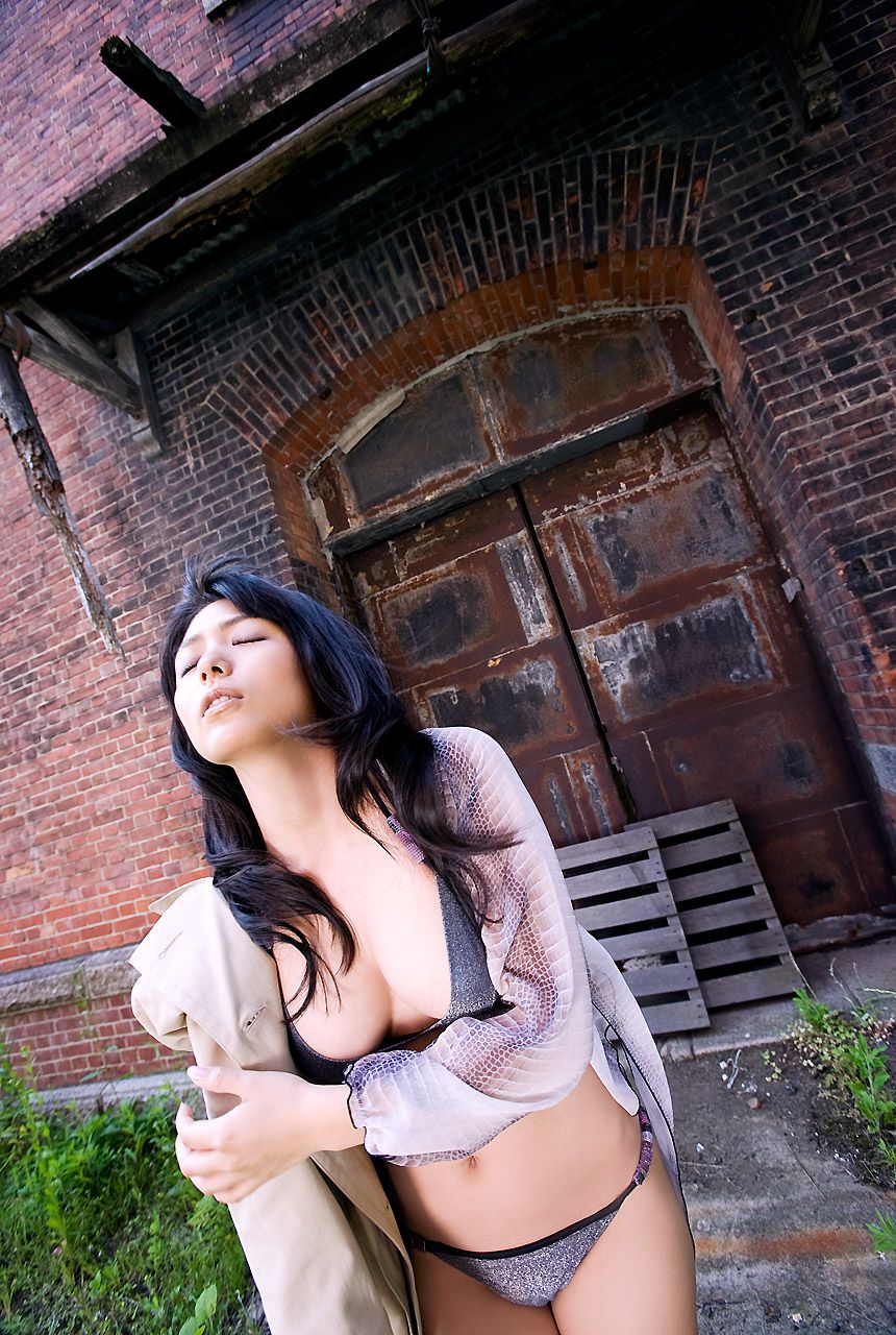 川村ゆきえ/川村由纪惠《慕情》 [Image.tv]