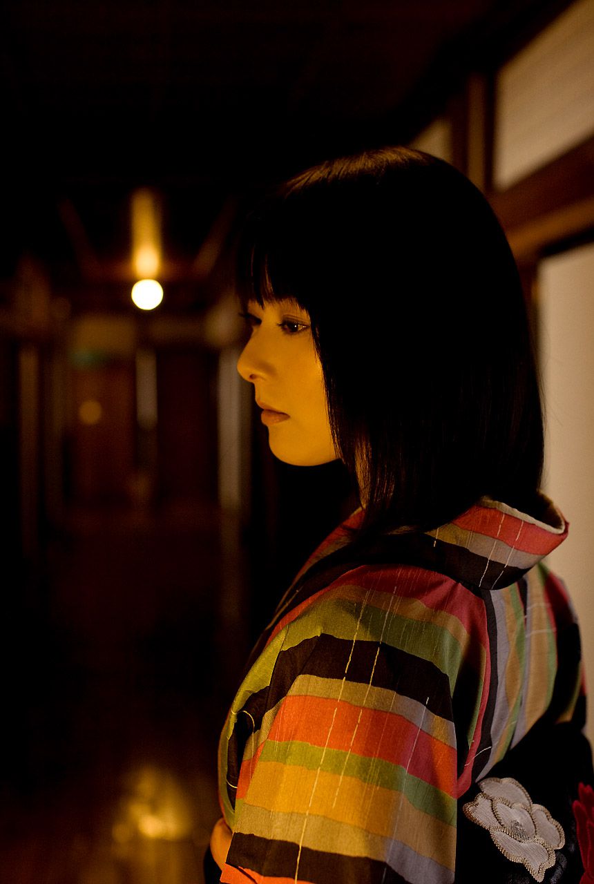 遠野凪子/遠野なぎこ《舞姬》 [Image.tv]
