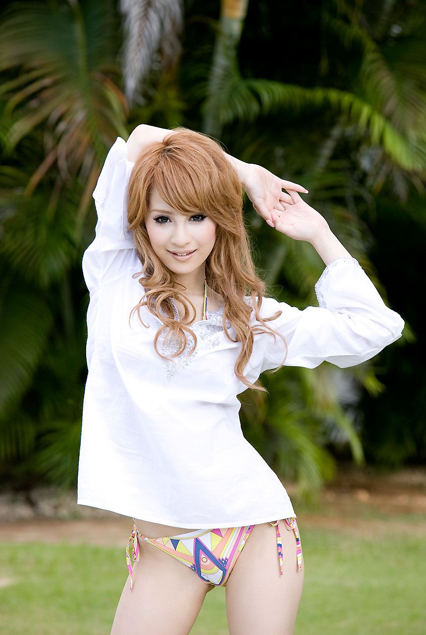 荒木さやか/荒木早矢香《Glamorous High》 [Image.tv]