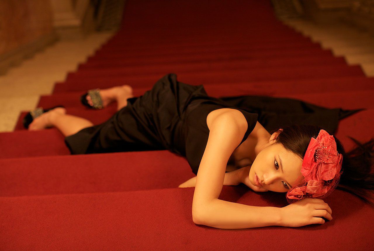 ソニンSonim《Night of Queen》 [Image.tv]