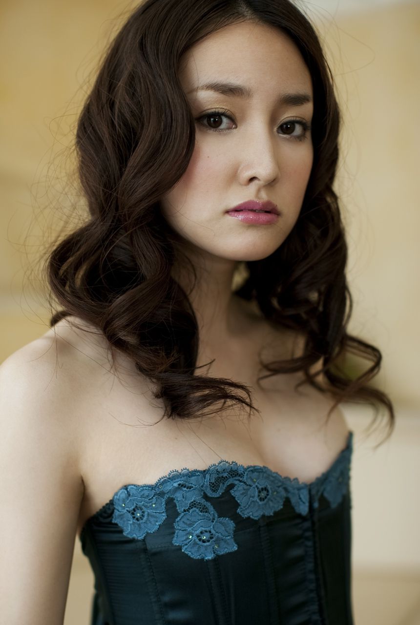 永池南津子 Natsuko Nagaike 《Prism》 [Image.tv]
