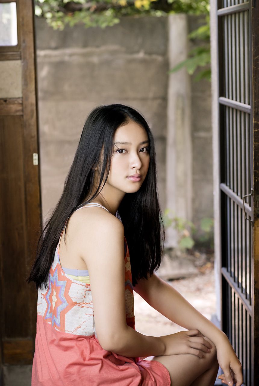 武井咲 Emi Takei 《2012年12月刊号》 [Image.tv]