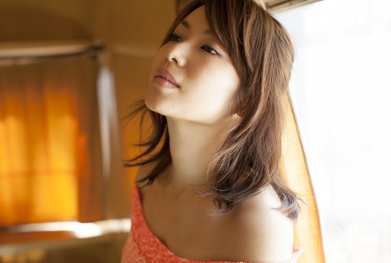 内山理名《笑顔の素》 [Image.tv]