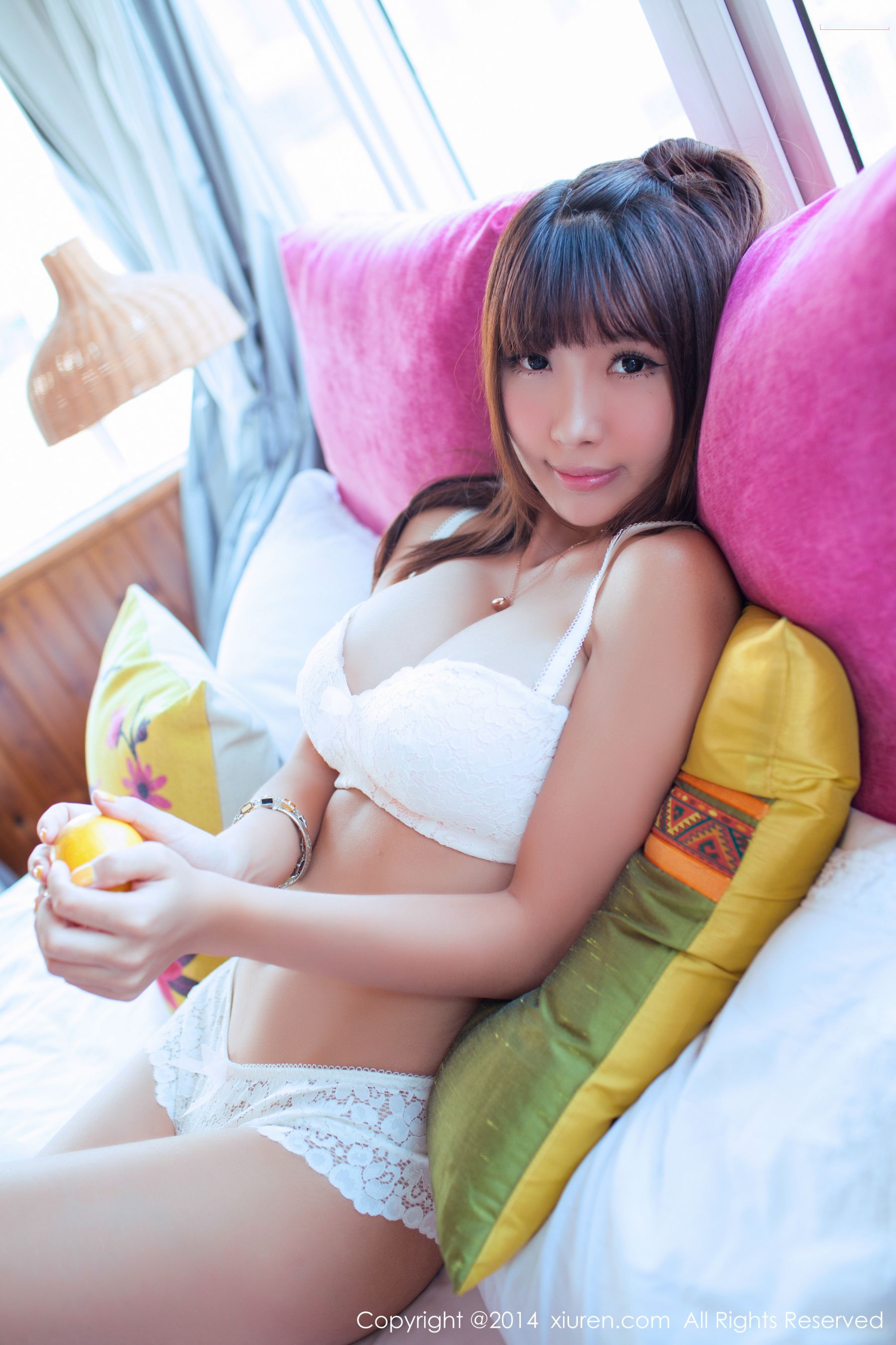 晓茜sunny(李镇姬)《童颜巨乳女神》 [秀人网XiuRen] No.220