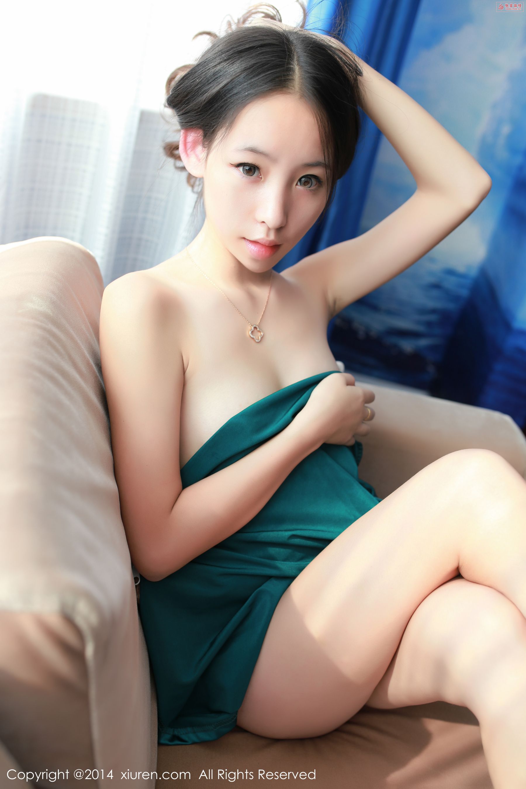 梓萱Crystal《酒店私拍》 [秀人网XiuRen] No.223